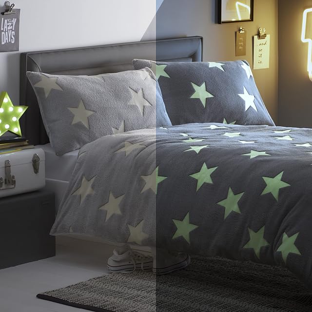 Silentnight Glow in the Dark Teddy Fleece Duvet Set Fluffy Fleece Teddy Bear Bedding Kids Duvet Cover and Pillowcase Set with Glow in the Dark Stars Single 135x200cm Grey