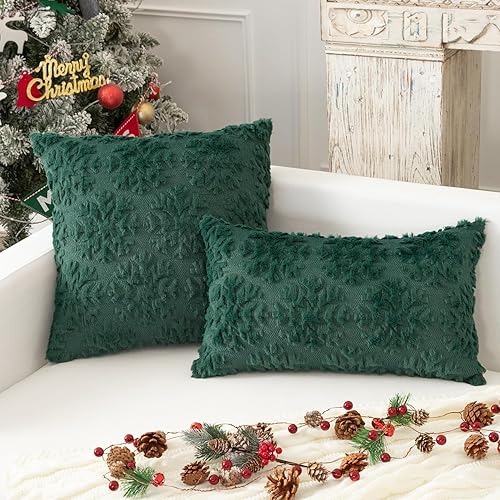 Miniatura 7 de Kevin Textile - Juego de 2 fundas de almohada decorativas de Navidad de 20 x 20 pulgadas, fundas de almohada de felpa suave de piel sintética