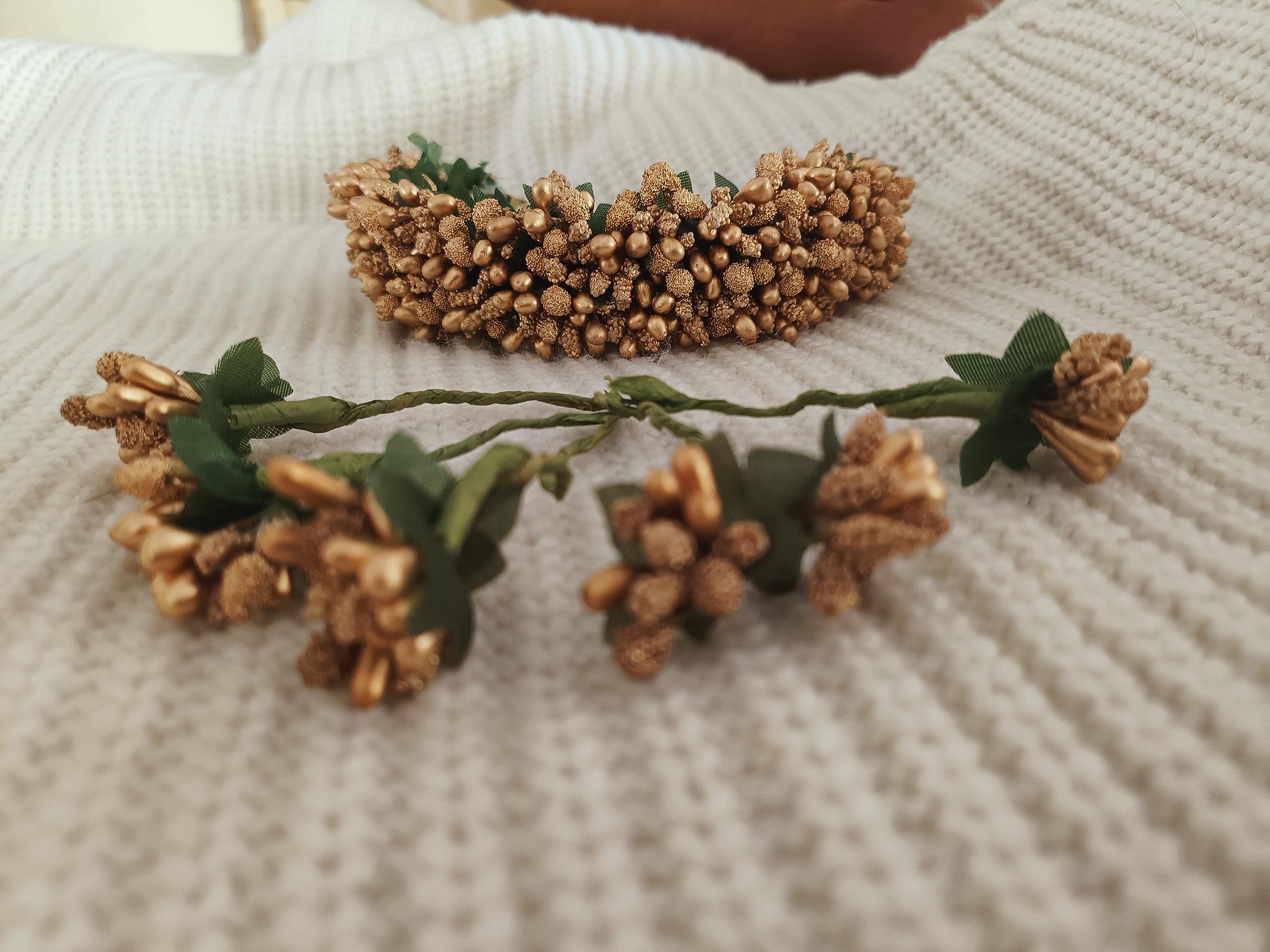 THE GIFTERY Beautiful Hair Bun Artificial Flower full of GOLD Gajra Juda Accessories for Women Hair gajra for Women billai/jadai for Bride/Bride Hair Accessories(GOLD) (B0CFVBCQNB) Amazon Price History, Amazon Price Tracker