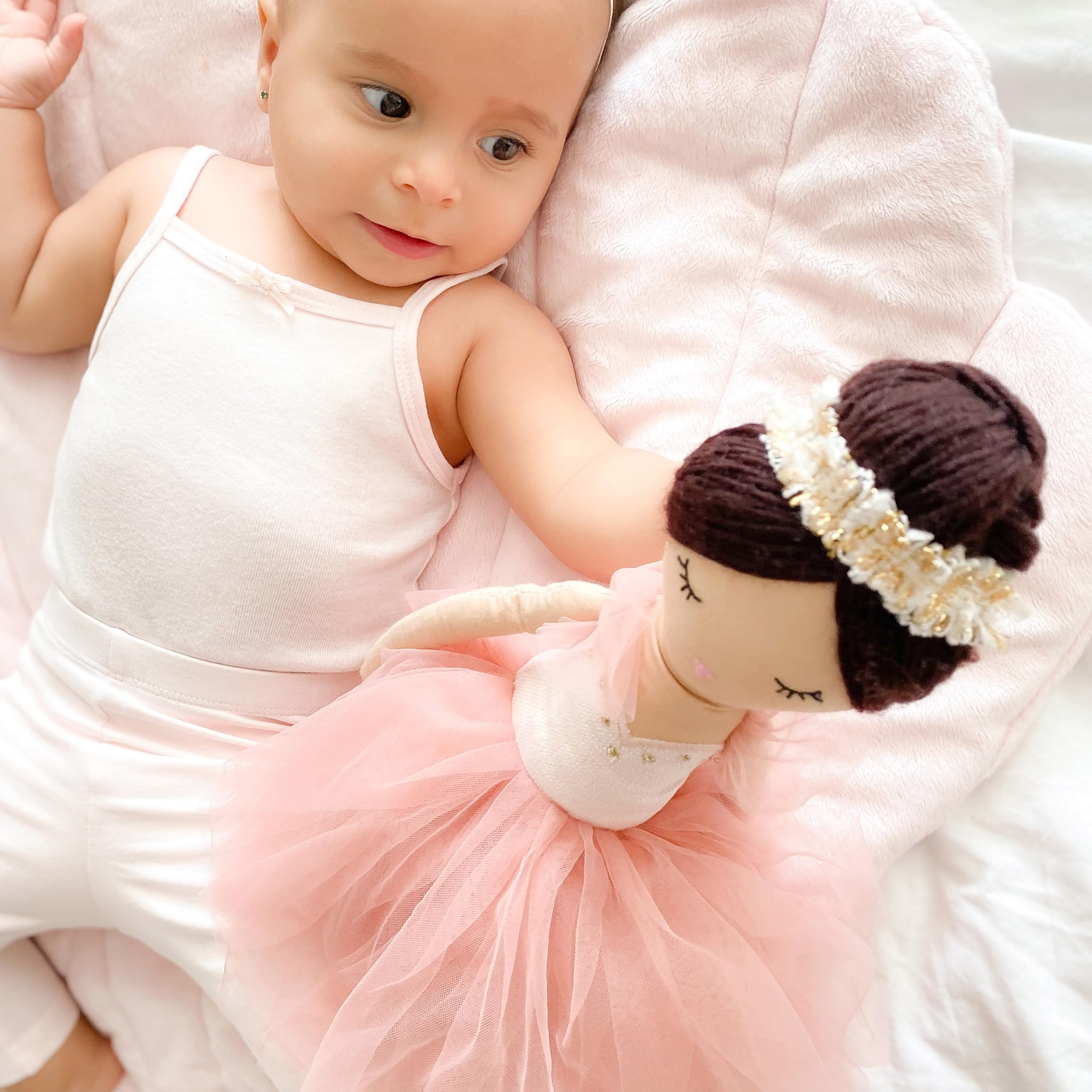 MON AMI Juliet The Prima Ballerina 22-Inch Stuffed Doll for Girls, Peach, 22 pulgadas - Image 4