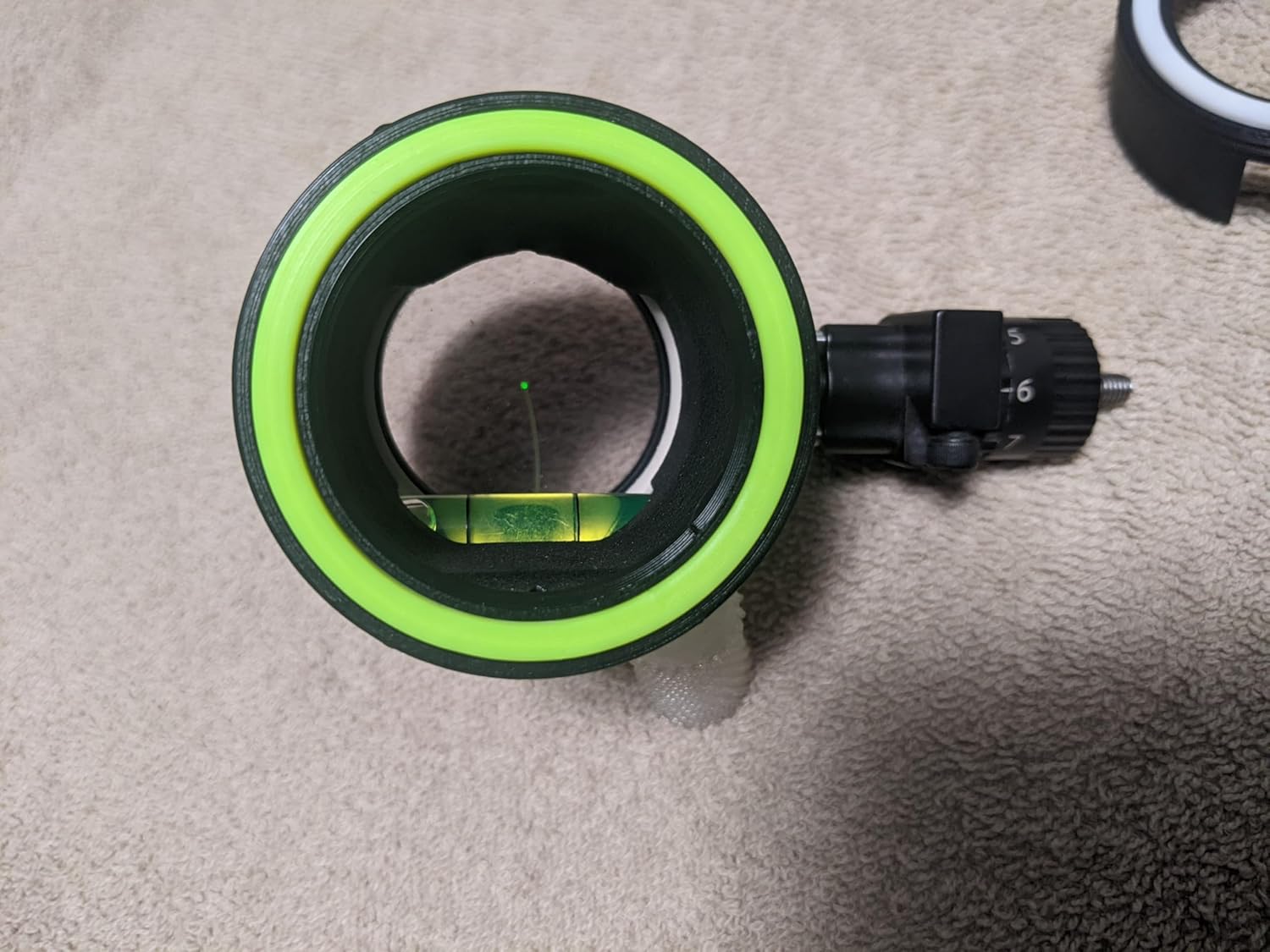 *** UV3 or UV3 XL Circle Attachment *** Scope Peep Centering Ring Ultraview 3 (Flo Yellow, UV3 XL)
