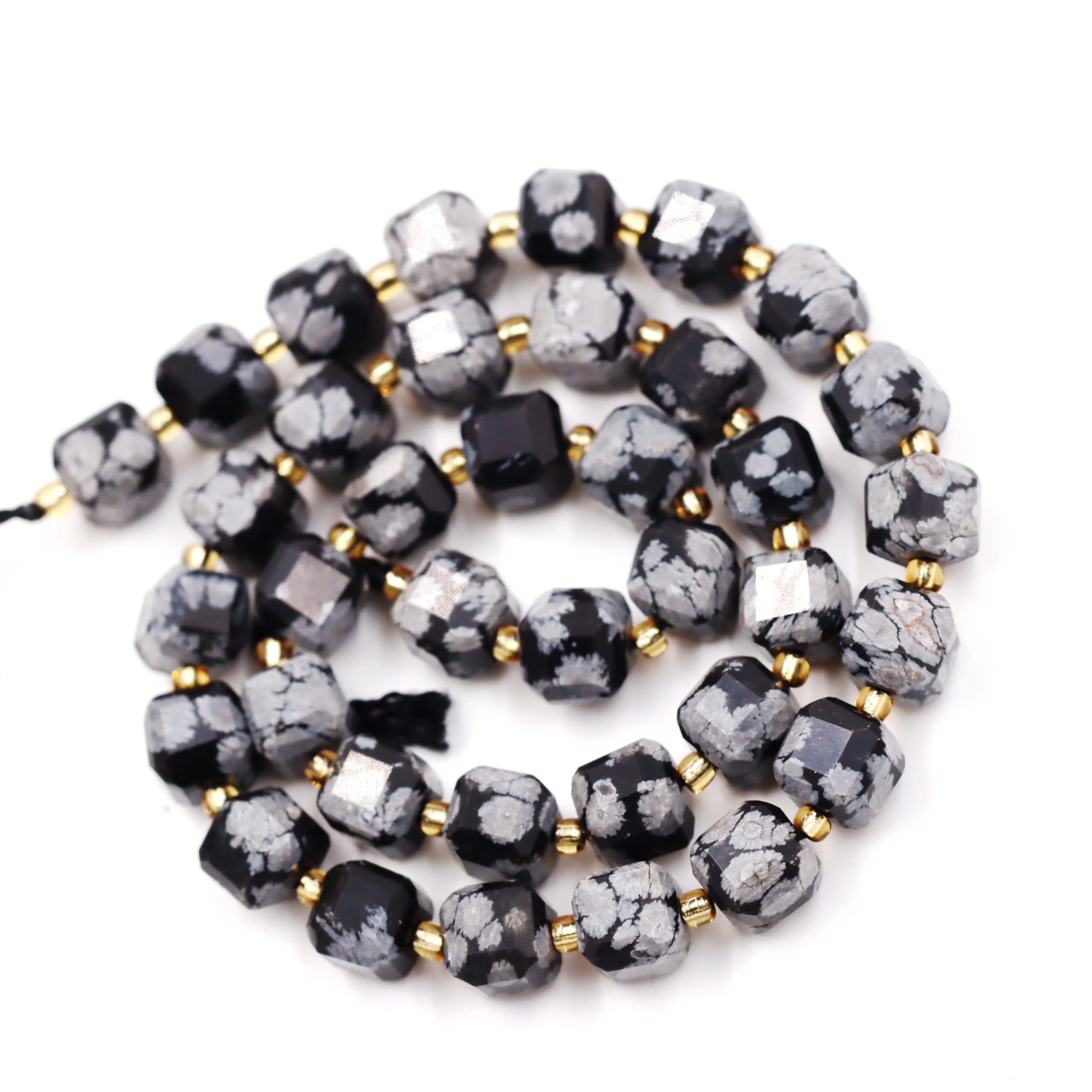 Koraliki z kamienia naturalnego do produkcji biżuterii, sprzedawane na torbę 5-pasma wewnątrz, fasetowana kostka Snowflake Obsidian 8mm