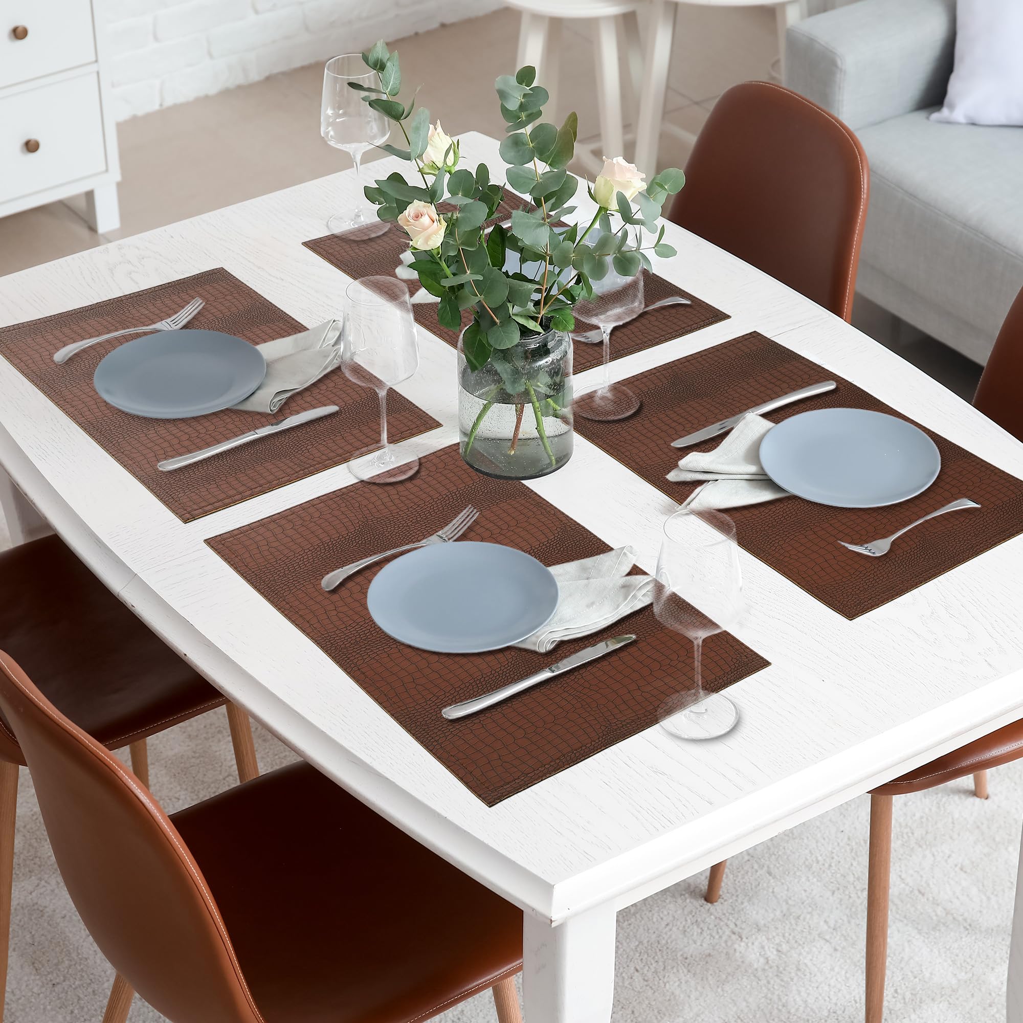 Eleganti Tovagliette American Service In PP Con Bordi Increspati - Set Da 2, Diametro 38 Cm, Resistenti All'Olio E Facili Da Pulire, Per Casa, Hotel E Ristoranti (Nero/Arancione/Caffè/Oro/Argento)