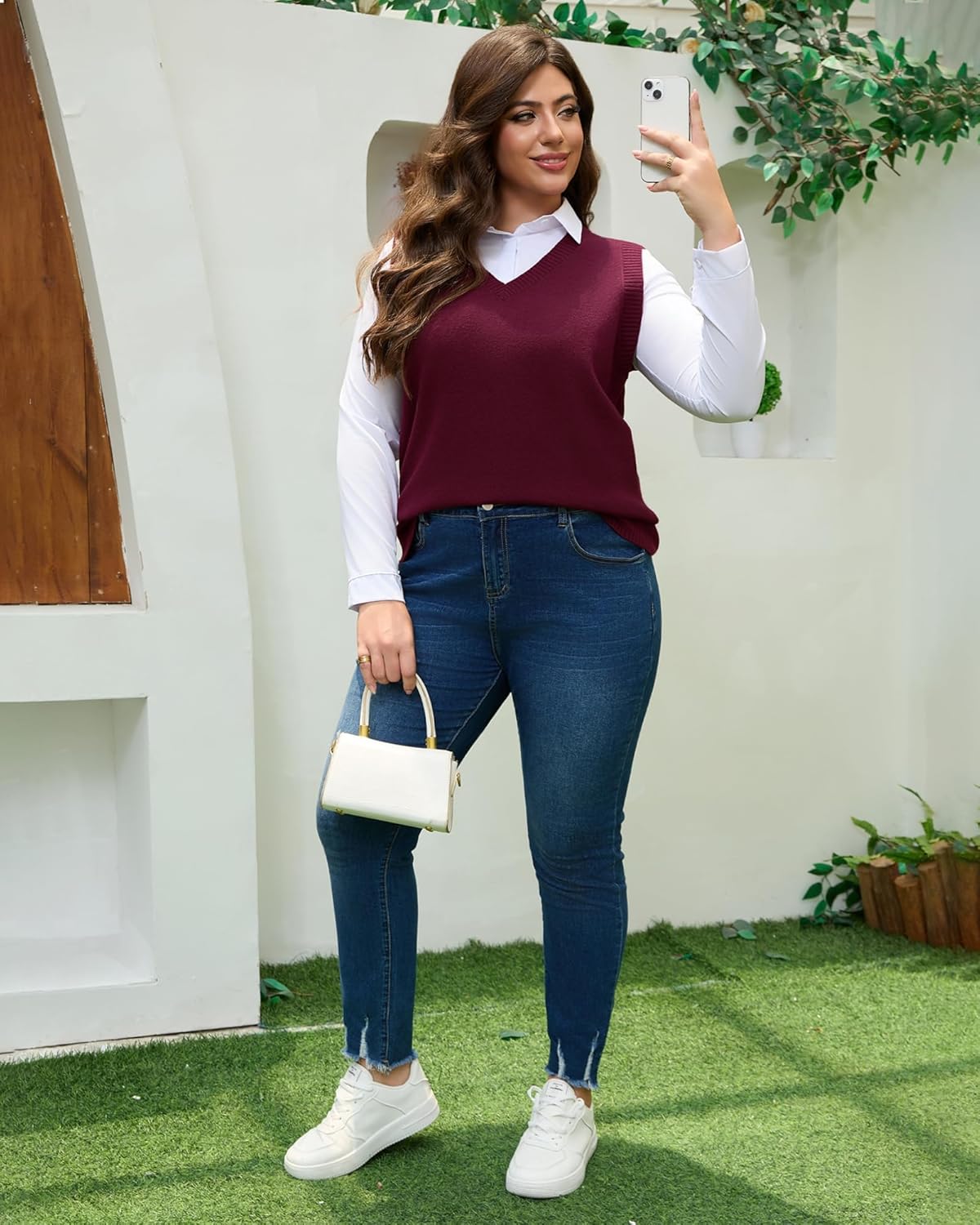 Plus Size Sweater Vest for Women V Neck Lightweight Knit Sleeveless Tank Top Pullover Sweaters Vest Classy - Image 4