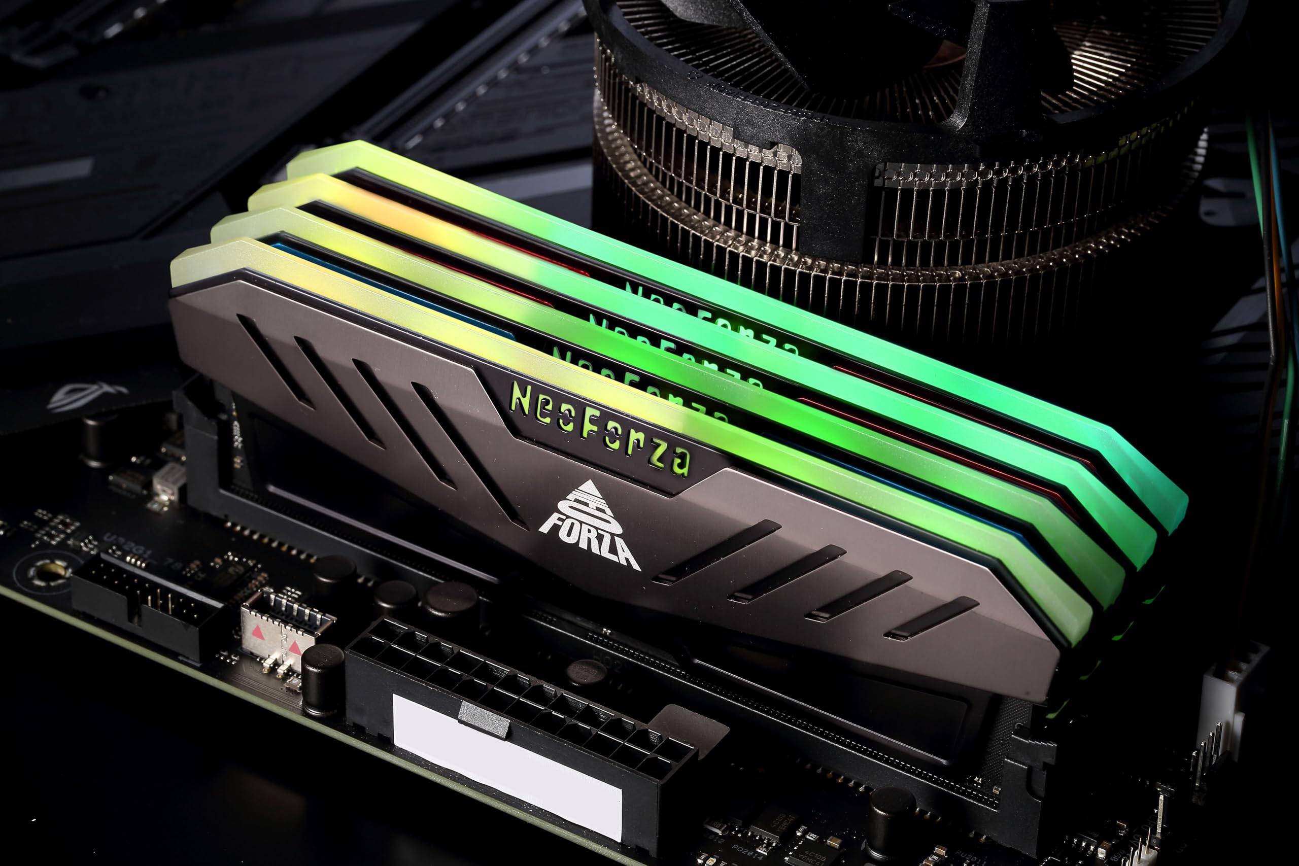 Amazon.co.jp: Neo Forza RGB Mars 8GB DDR4 3200MHz PC4-25600 U-DIMM