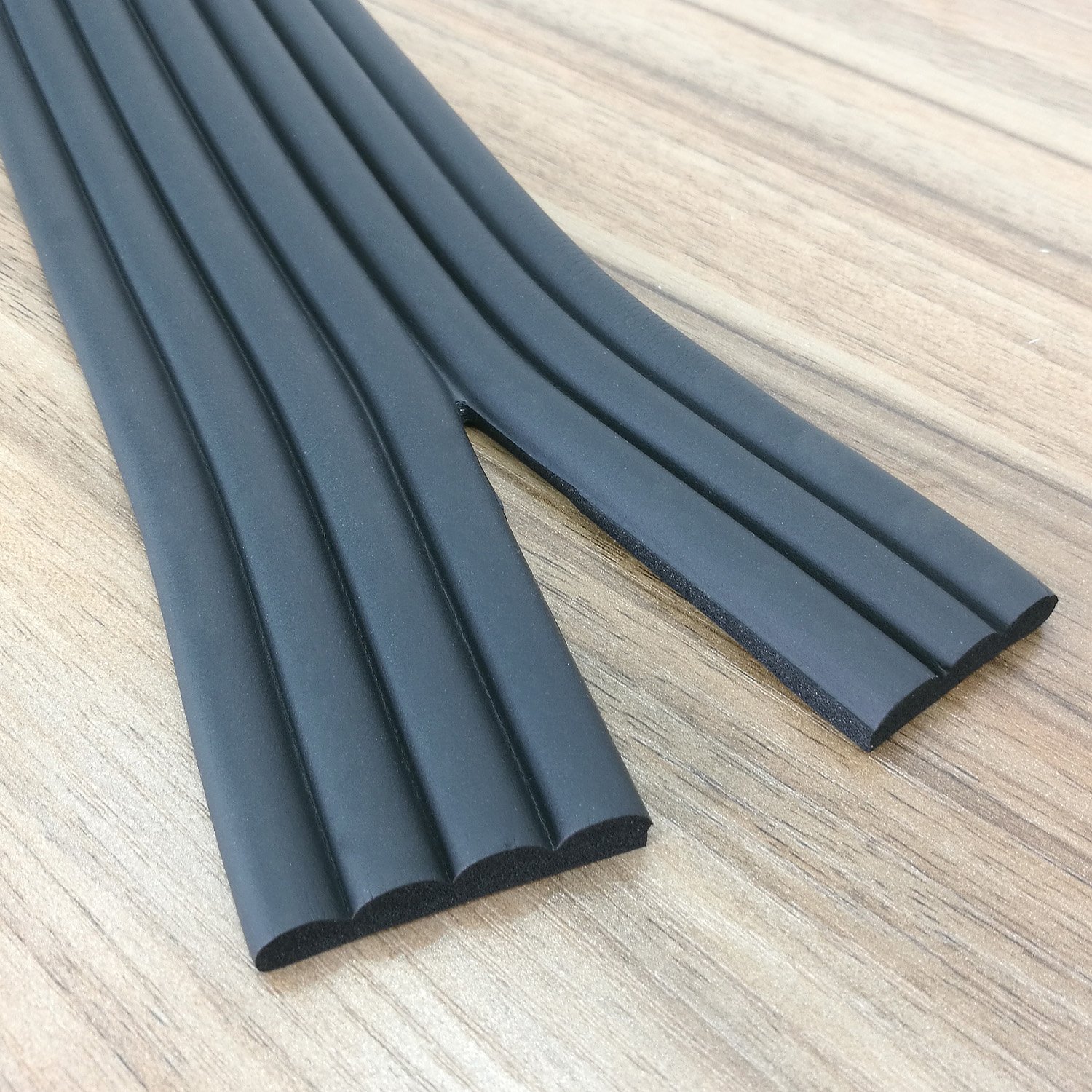 Universel Rouleau de Mousse, 1000cm x 80mm, Epaissir Mousse Antichoc Sécurité pour Bébé Kits, Enfants sécurité Anti-Crash, Tout Usage sécurité de bébé Protecteur. 5x2m Nero, KXD7002 black