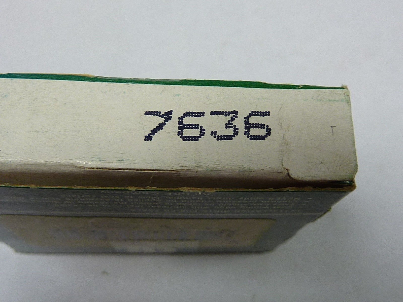 7636 Chicago Rawhide New Seal