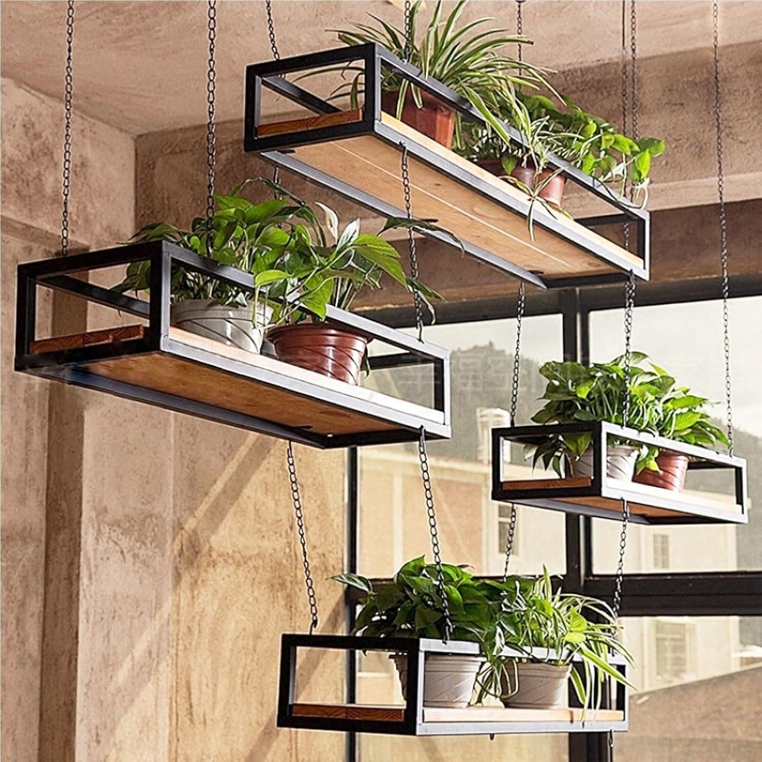 Étagères flottantes et support pour pots de fleurs afin de libérer de l'espace