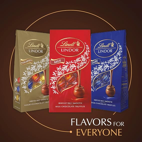 Lindt LINDOR 60٪ شوكولاتة داكنة إضافية ، حلوى شوكولاتة داكنة مع مركز ترفل سلس ، ذوبان ، رائع لتقديم الهدايا ، 5.1 أونصة. حقيبة ( 6 عبوة )