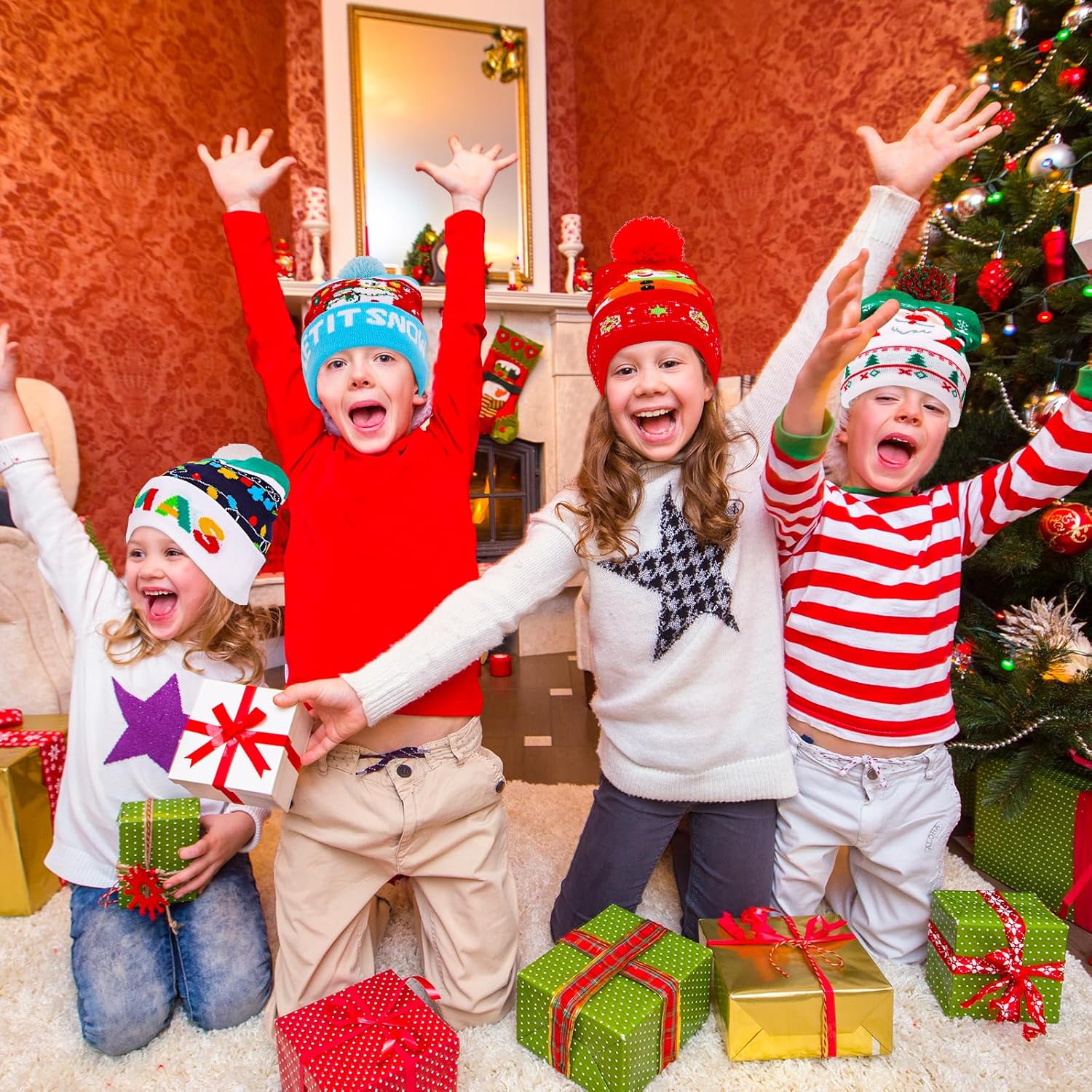 Christmas LED Light-up Knitted Beanie Hat Colorful Flashing Holiday Xmas Christmas Party Supplies(One Size Fits More)