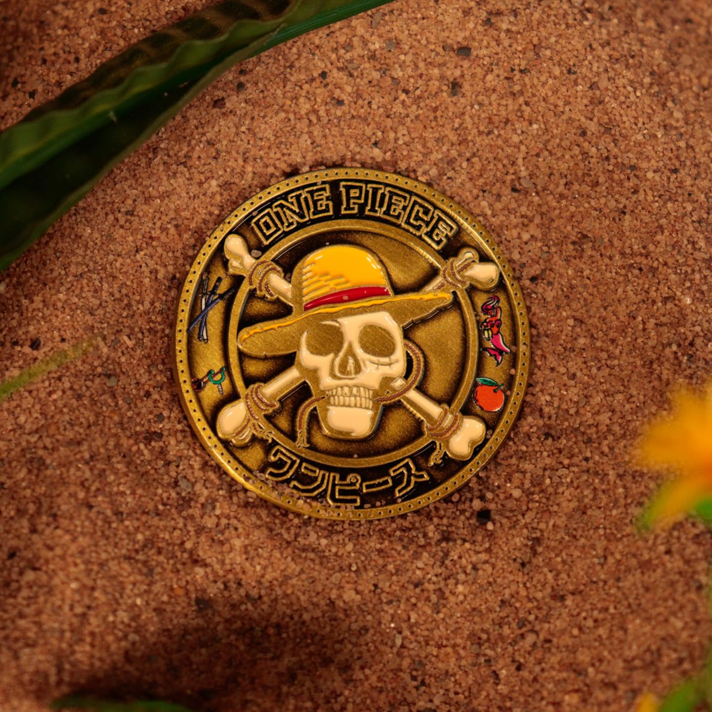 FaNaTtik Moneta da collezione One Piece in edizione limitata, con licenza ufficiale, numerata individualmente, design Going Merry & Jolly Roger con citazione di Rufy, pronta per fan e collezionisti
