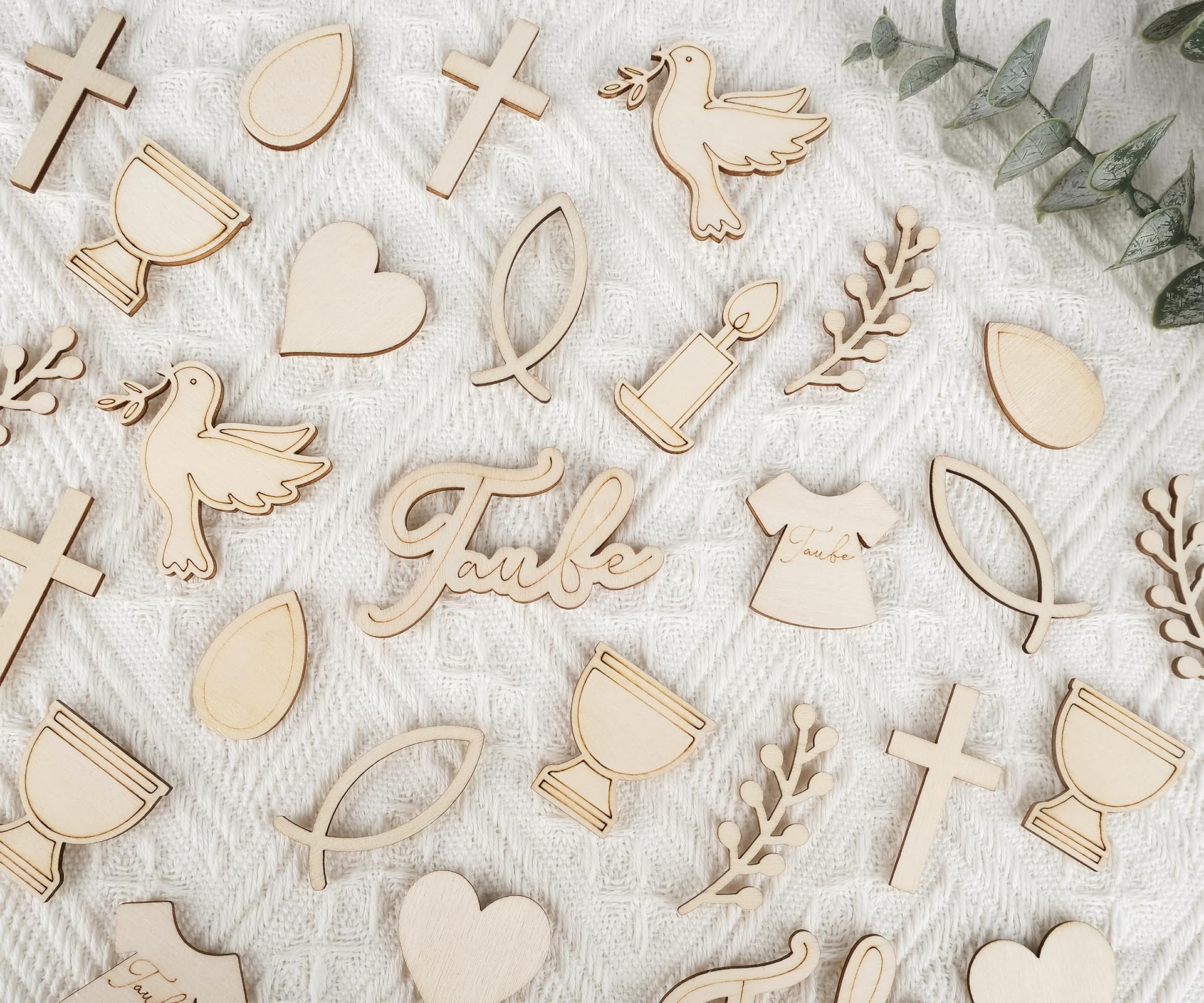 HOLDLEAF 100 Stück Holz Streudeko Taufe - Liebevolle Tischdeko aus Naturholz mit Fischen, Kreuz & Taube für Taufe, Kommunion & Konfirmation - Ideal zum Basteln & für Gastgeschenke