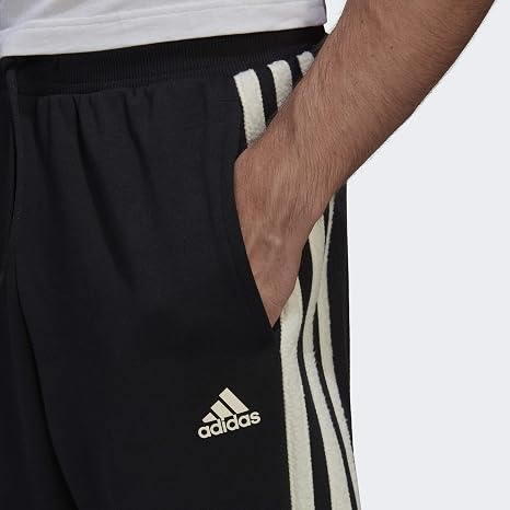 Amazon.com: adidas Pantalones de invierno de 3 rayas para hombre : Ropa,  Zapatos y Joyería