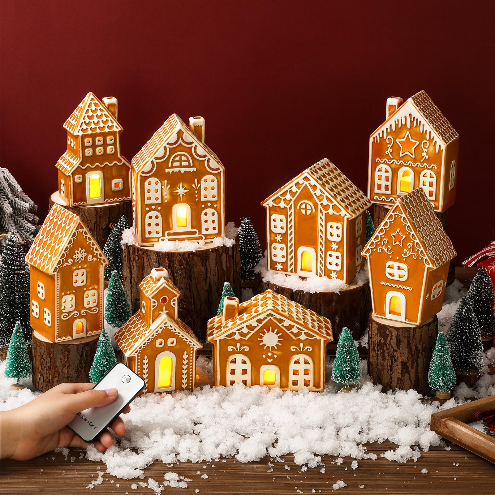 WILLBOND Lot de 29 pièces de Village de Noël en Pain d'épices glacé - 8 Maisons de Village en Pain d'épices Lumineuses en céramique avec télécommande et 13 Arbres - Figurines de Noël pour décoration