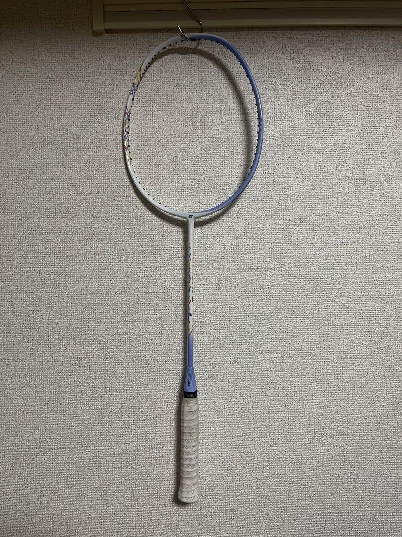 Amazon.co.jp: ガット張り アストロクス70 4ug5 ヨネックス 