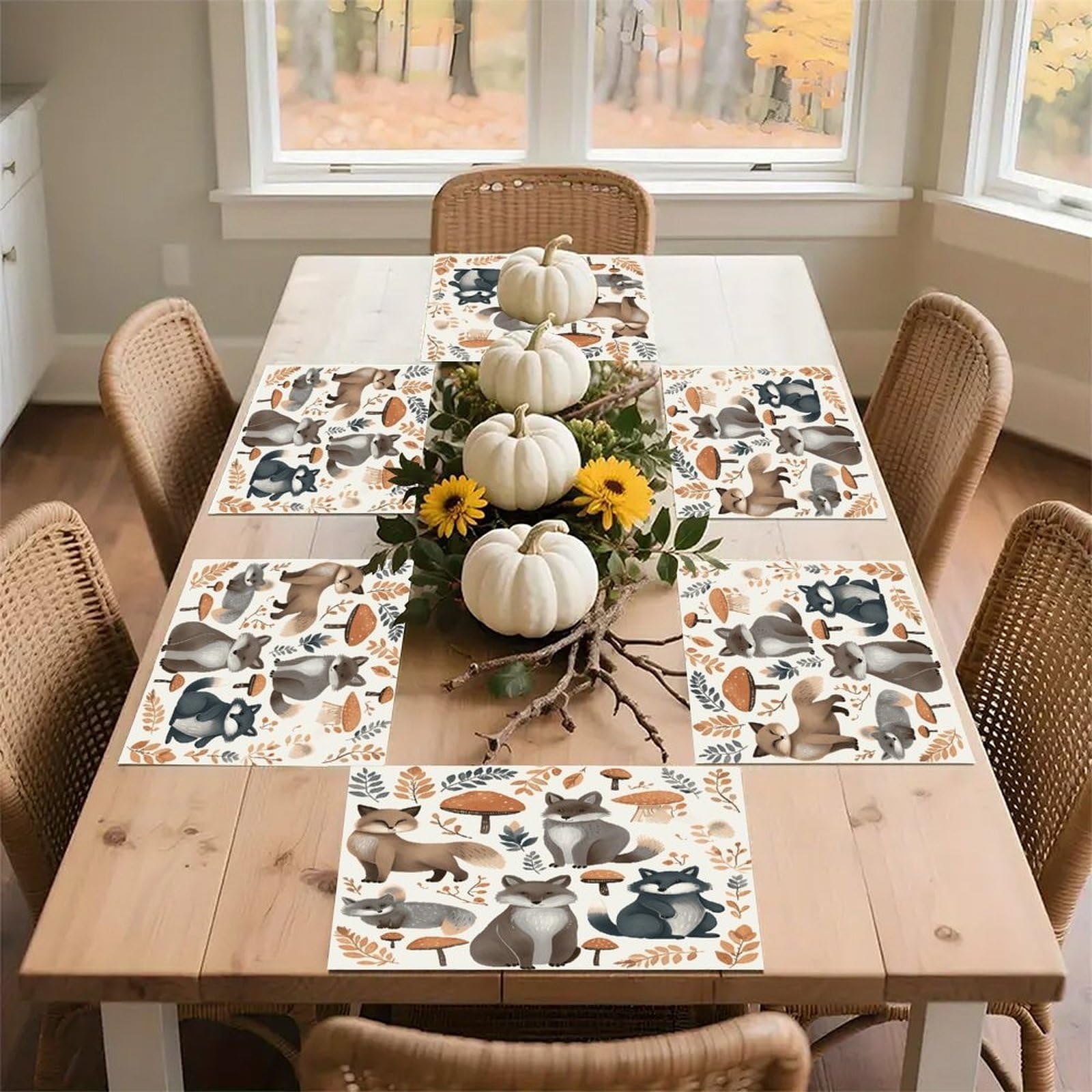 Woodland Raccoon Animals Placemats Non-Slip Heat Resistant Table Mats Flax Washable Cloth Place Mats Easy to Clean Premium Placemat for Kitchen Dining Table Decor Party Outdoor