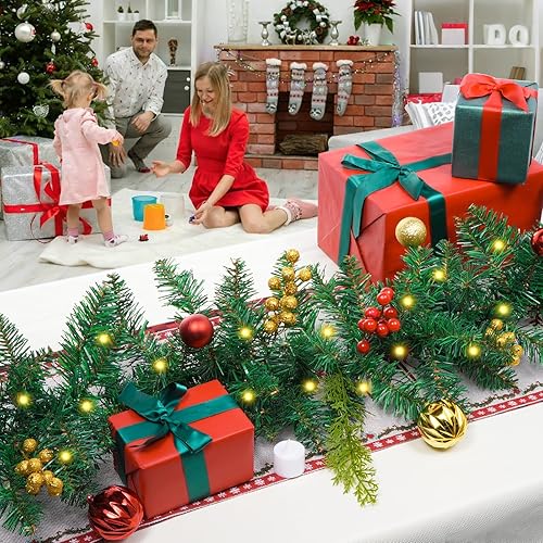 Miniatura 6 de Guirnalda de Navidad de 6 pies con luces, guirnalda iluminada a pilas con conos de pino, ramas exuberantes de bayas rojas, 50 luces LED, 8 modos,