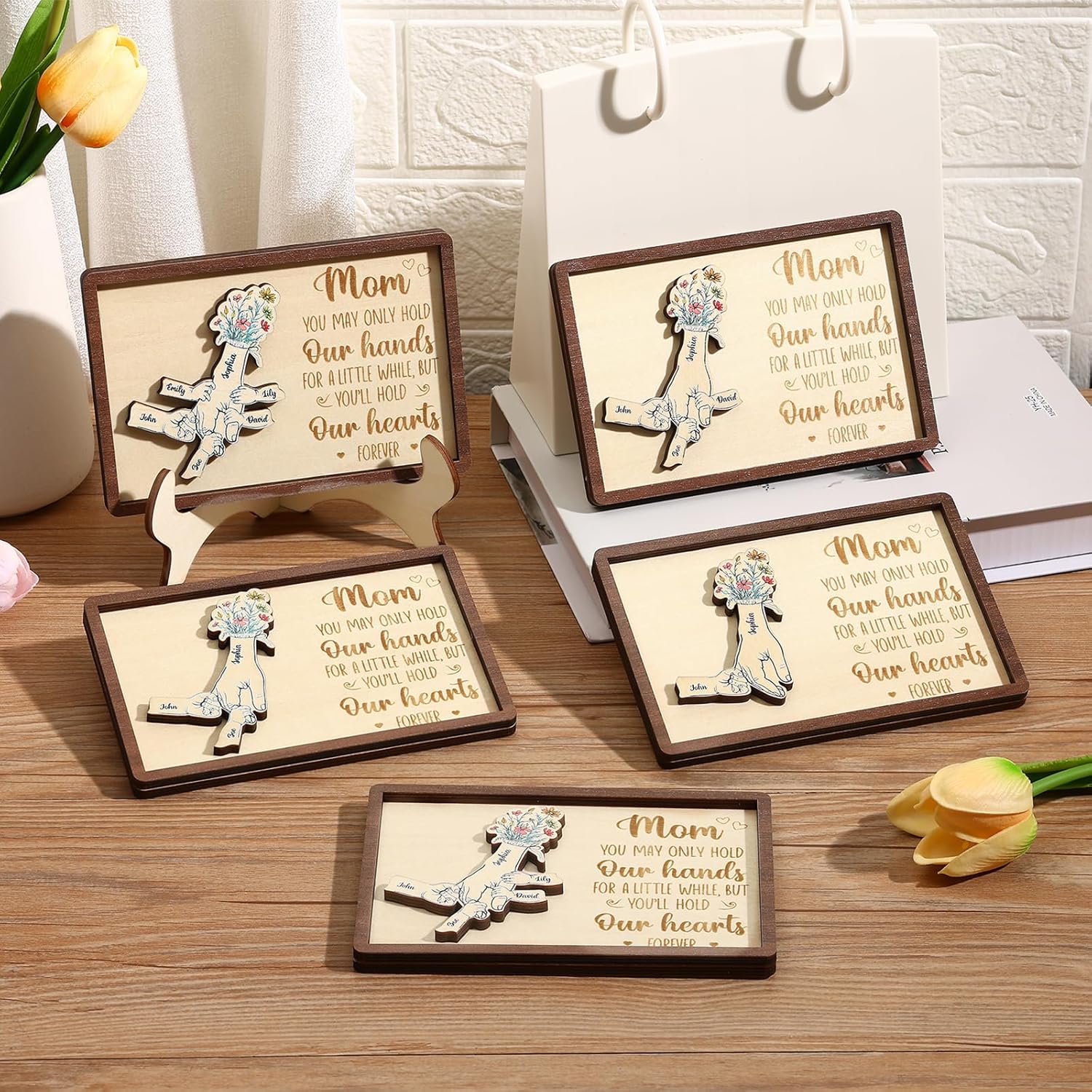 Personalized Family Name Sign -Mothers Day Gifts for Mom Customized Wood Plaque Home Decor Birthday Mom Gifts from Daughter Son﻿ (3 NAMES)