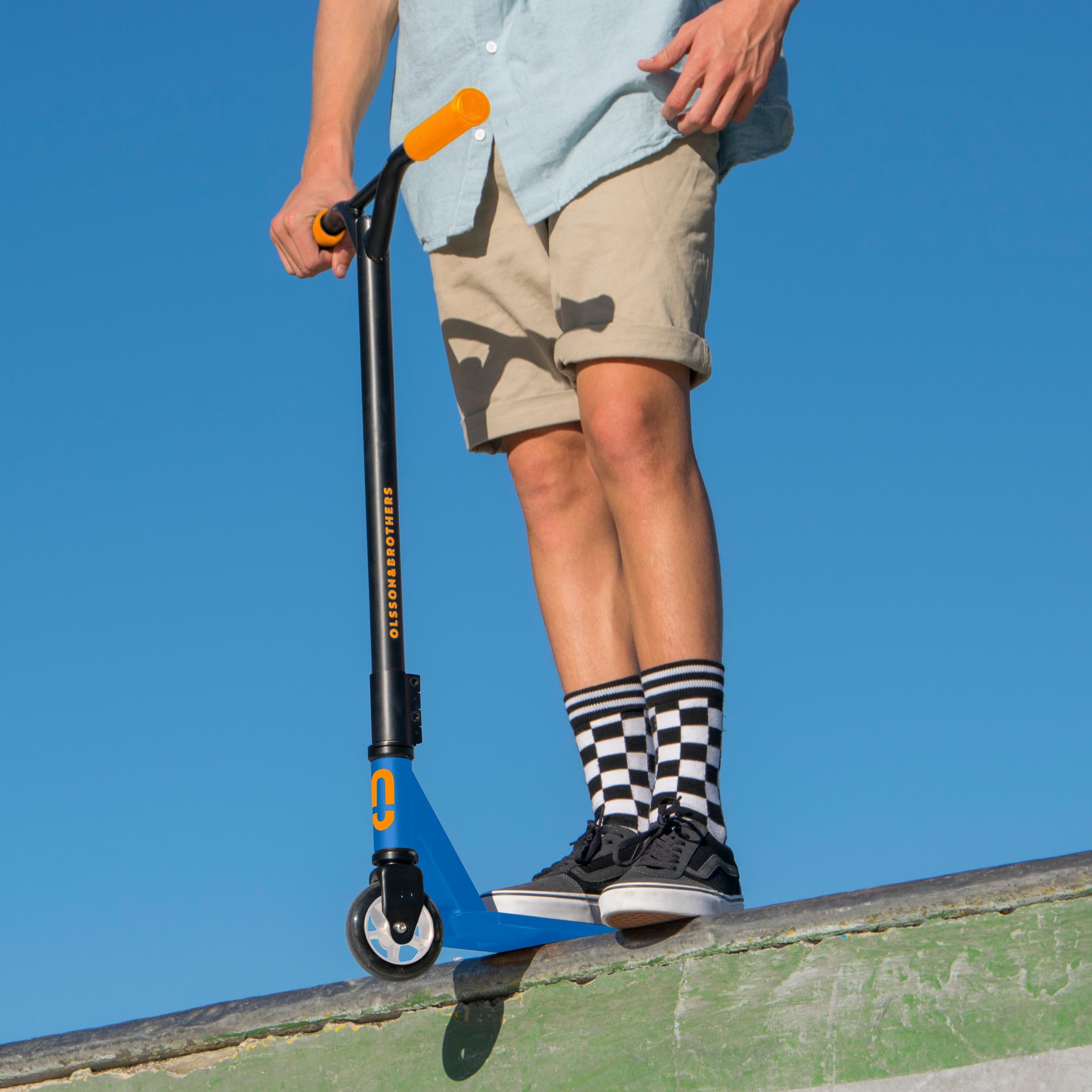 OLSSON Patinete Freestyle niño - Manillar Giro 360º - Altura Fija 88CM - Chasis Ligero y Resistente 50% Aluminio/Acero - Plegable - Ruedas 200MM PU - Rodamientos ABEC 9 - Freno pie