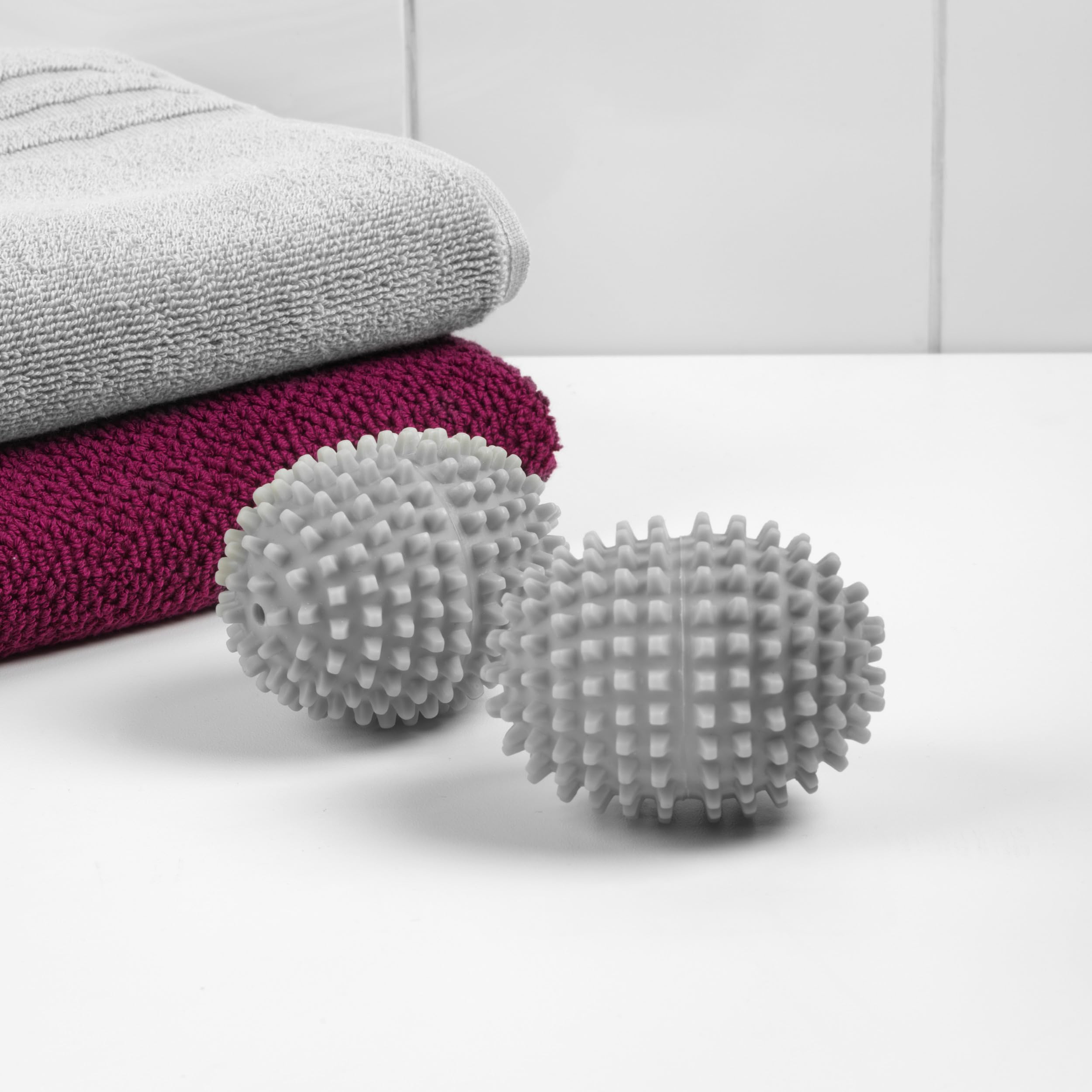 Kleeneze KL066077EU Throw In and Go Tumble Dryer Balls Reusable Laundry Fabric Softeners, 2 Pack