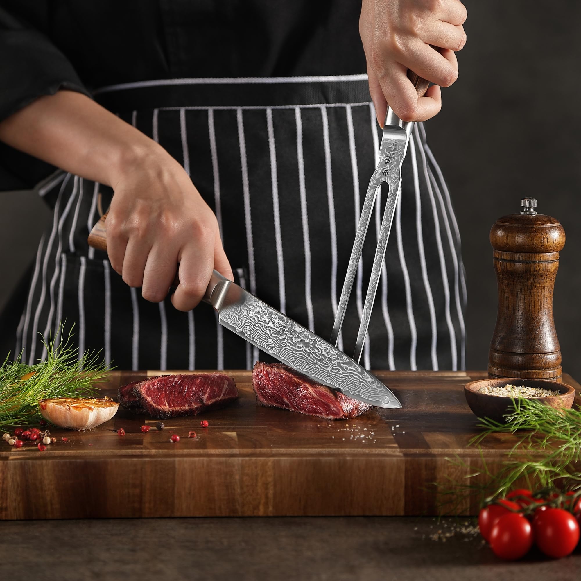 Wakoli EDIB PRO Fourchette à Découper en Damas, 18 cm, Manche en Pakka | professionnelle, acier damassé à 67 couches avec noyau VG10, pour viande et barbecue, gauchers et droitiers, coffret cadeau
