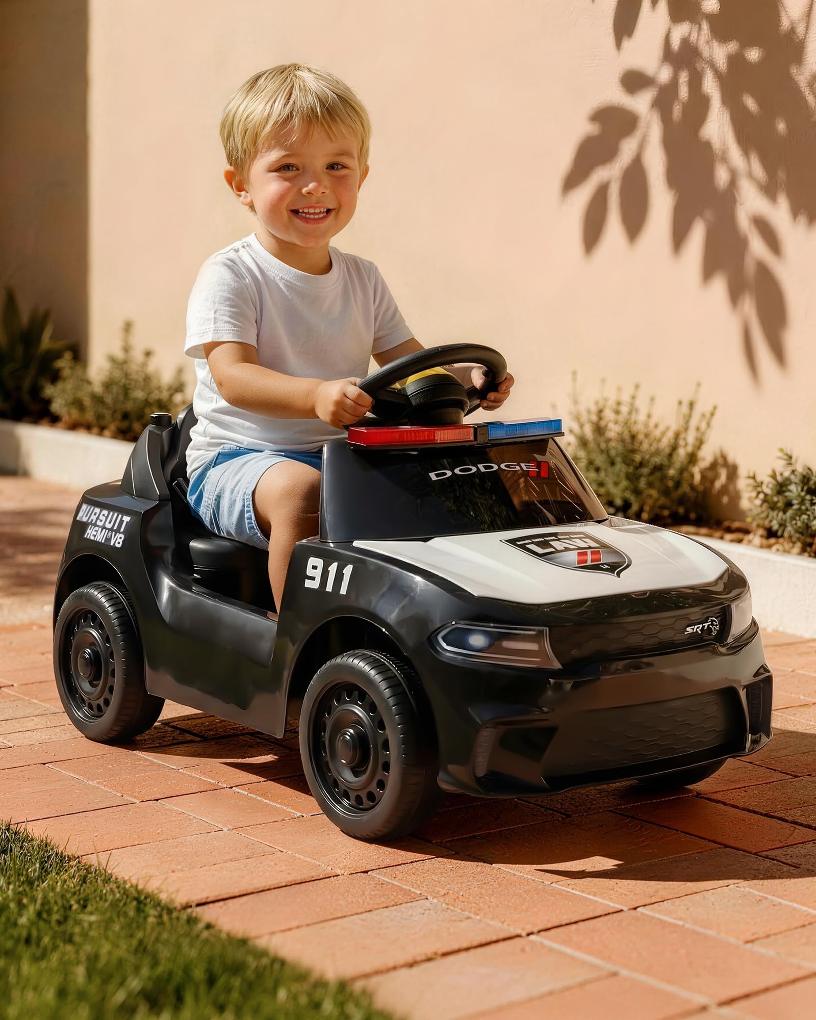 Outfunny Auto elettrica della polizia per bambini, 12 V, 2 posti, auto giocattolo per bambini dai 4 agli 8 anni con telecomando, Bluetooth, nero