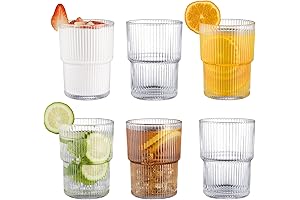 Stackable Glass Cups: Ribbed Elegance for Your Daily Hydration