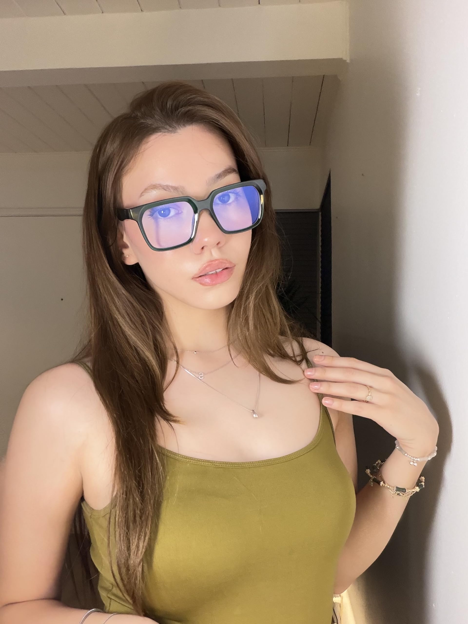 VISOONE - Occhiali rettangolari TR90 con blocco luce blu occhiali da computer dall'aspetto preppy per donne e uomini Cougar, Verde Basilico, Grande