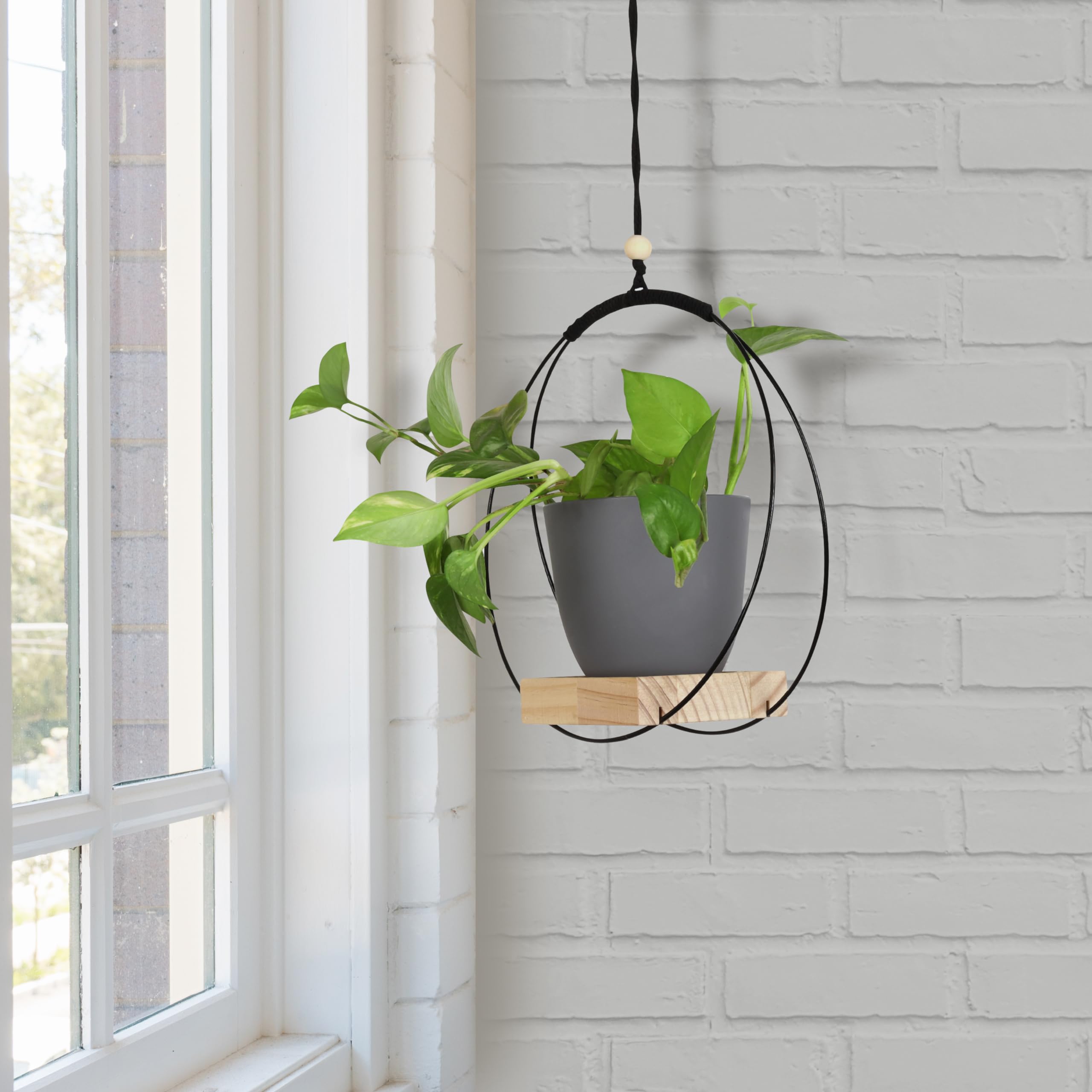 BELLE VOUS Suspension Macramé pour Plante - Suspension Macrame 107 cm avec Base en Bois - Support Pot de Fleurs et Plantes Intérieur et Extérieur avec Crochet de Suspension