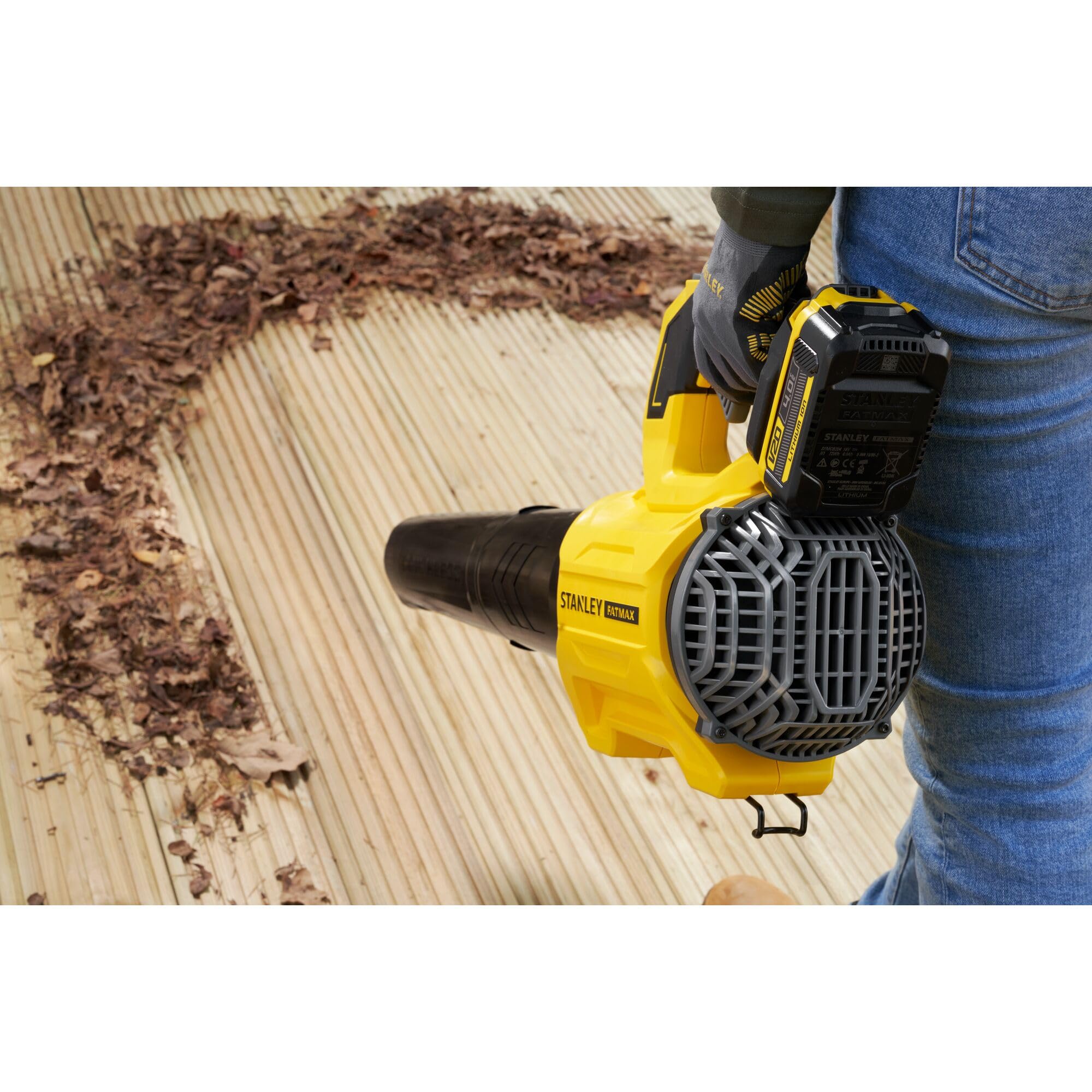 Stanley FATMAX V20 | Kit de soplador sin escobillas 18V 4.0Ah - Diseño con diseño de Ventilador axial, excelente Potencia hasta 177 km/h gatillo de Velocidad Variable, Modo Boost hasta