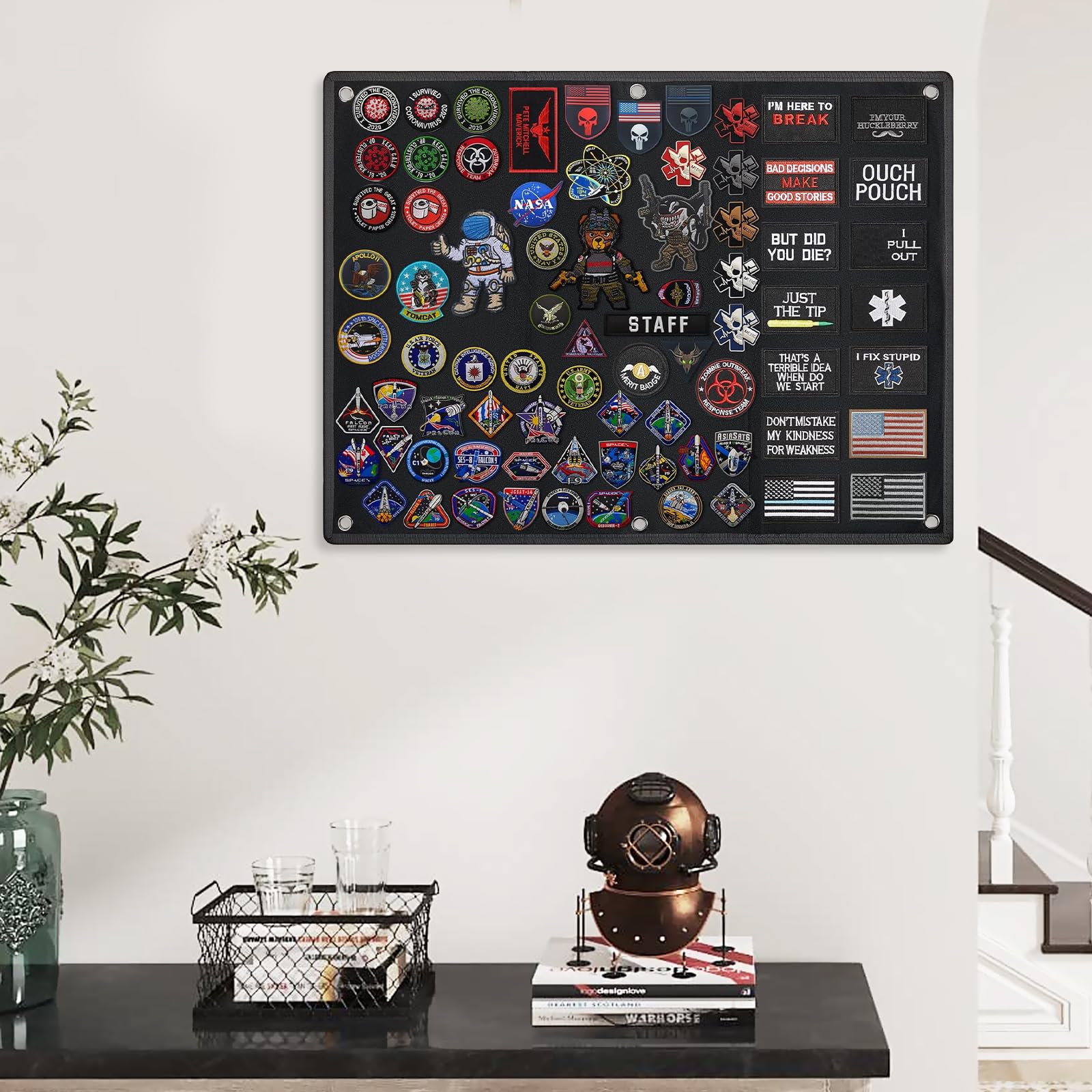 Panel Táctico para Parches 60x45 cm Negro con 6 Ganchos Plegable