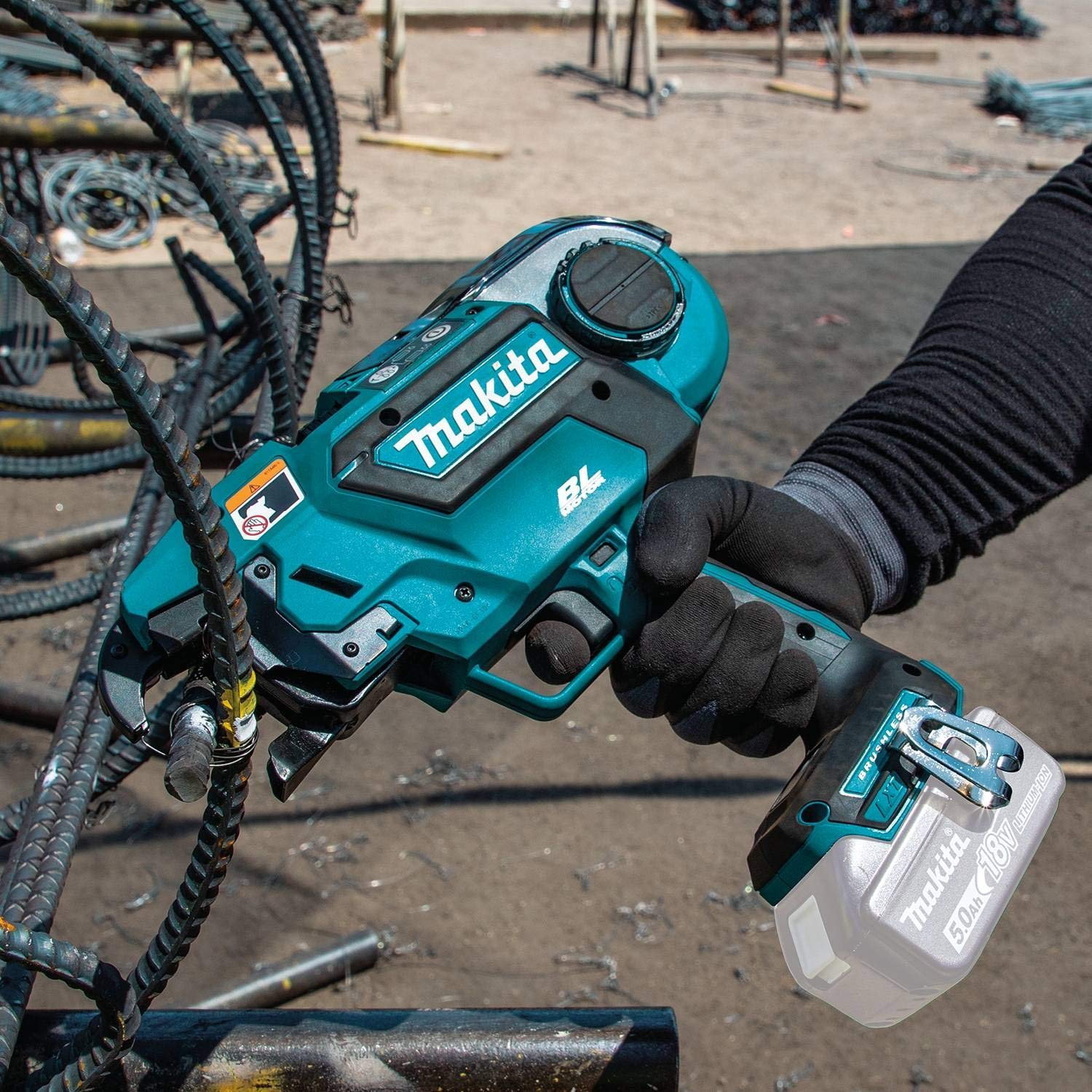 Buy Makita XRT01ZK 18V LXT Brushless 