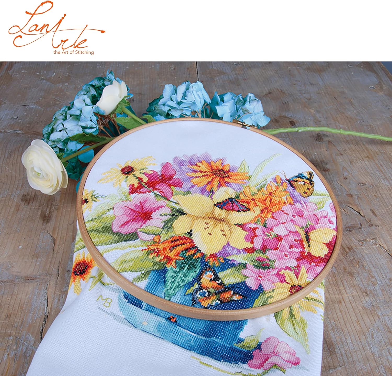 Lanarte Cross Stitch Embroidery Kits for Adults, Cross Stitch Preprinted with Embroidery Pattern on 100% Cotton and Embroidery Thread, 14,57 x 12,21 Inches - 37 x 31 cm, Colour Perfection