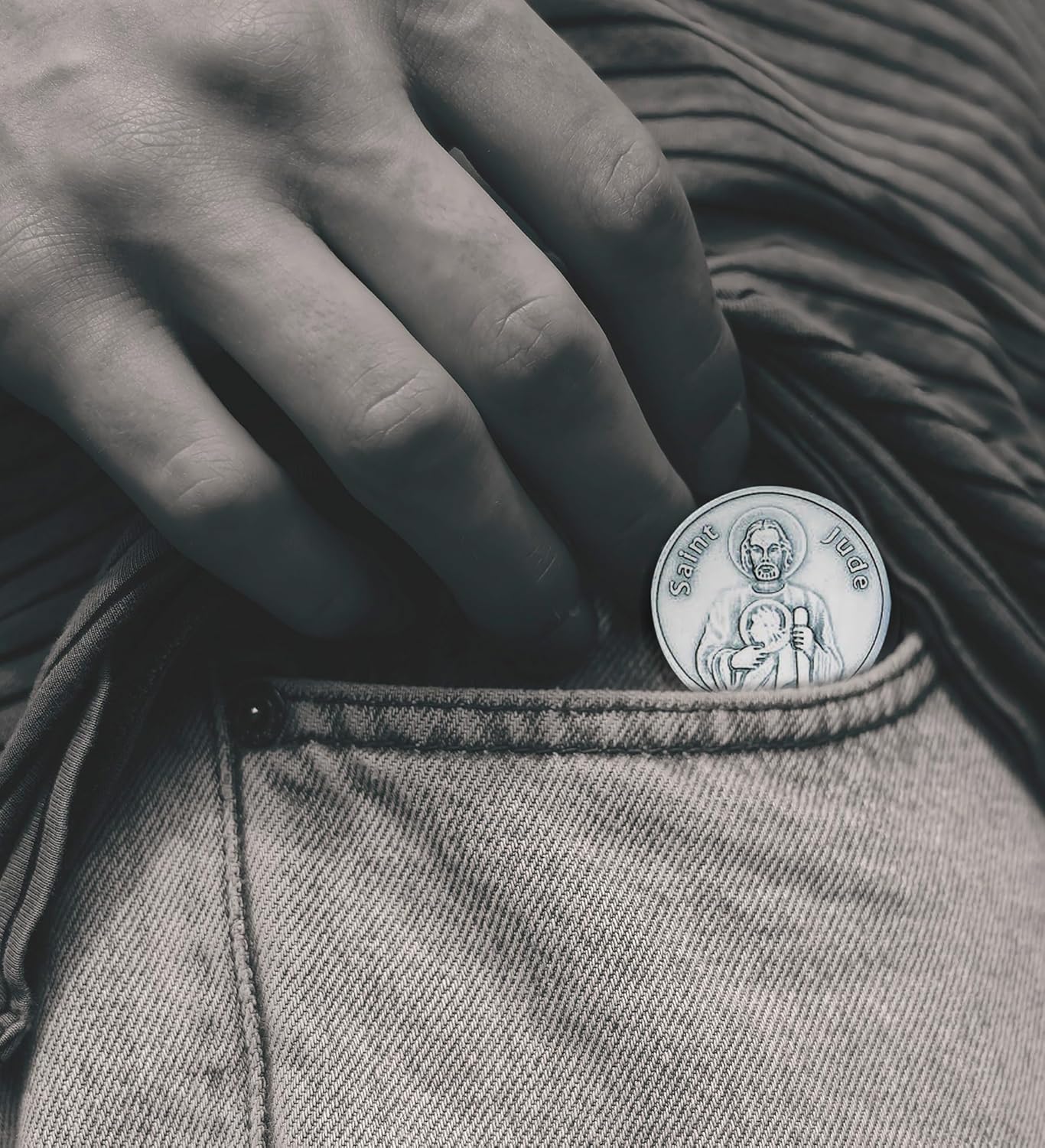 St Jude Holy Card - Laminated Healing Themed Cardstock, The Lord's Prayer Card - Saint Jude Token, Patron Saint of Lost Causes Catholic Set - 3 Items - Image 4