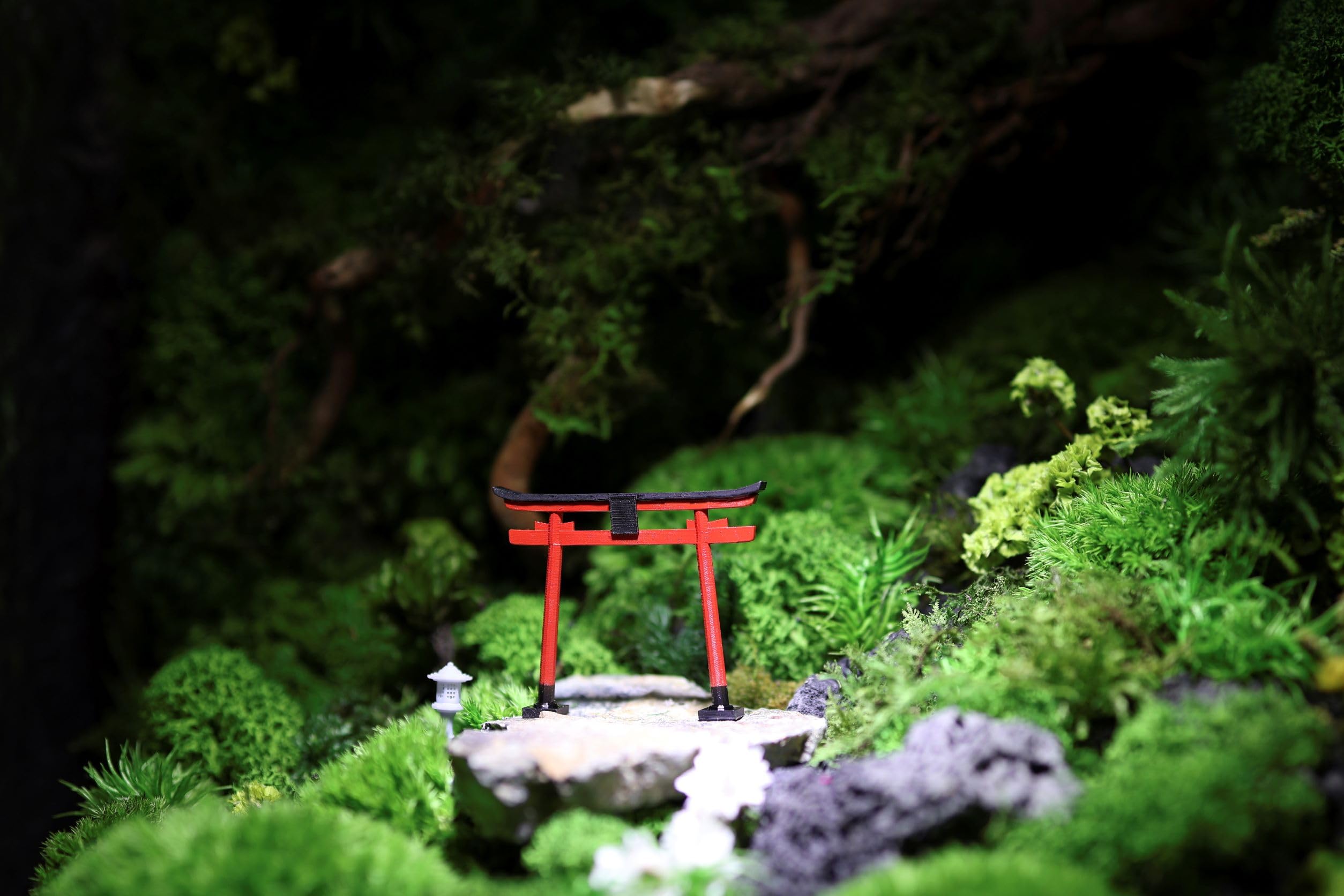Amazon.com: KARESANSUI Mini Japanese Torii - Aquarium & Terrarium