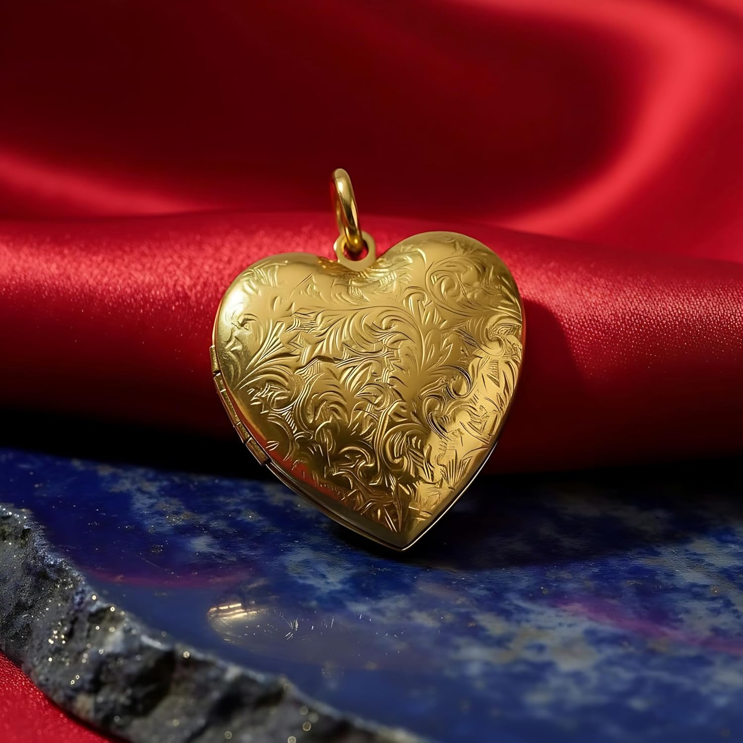 LIFETIME JEWELRY Antique Heart Locket Necklace That Holds Pictures 24k Gold Plated