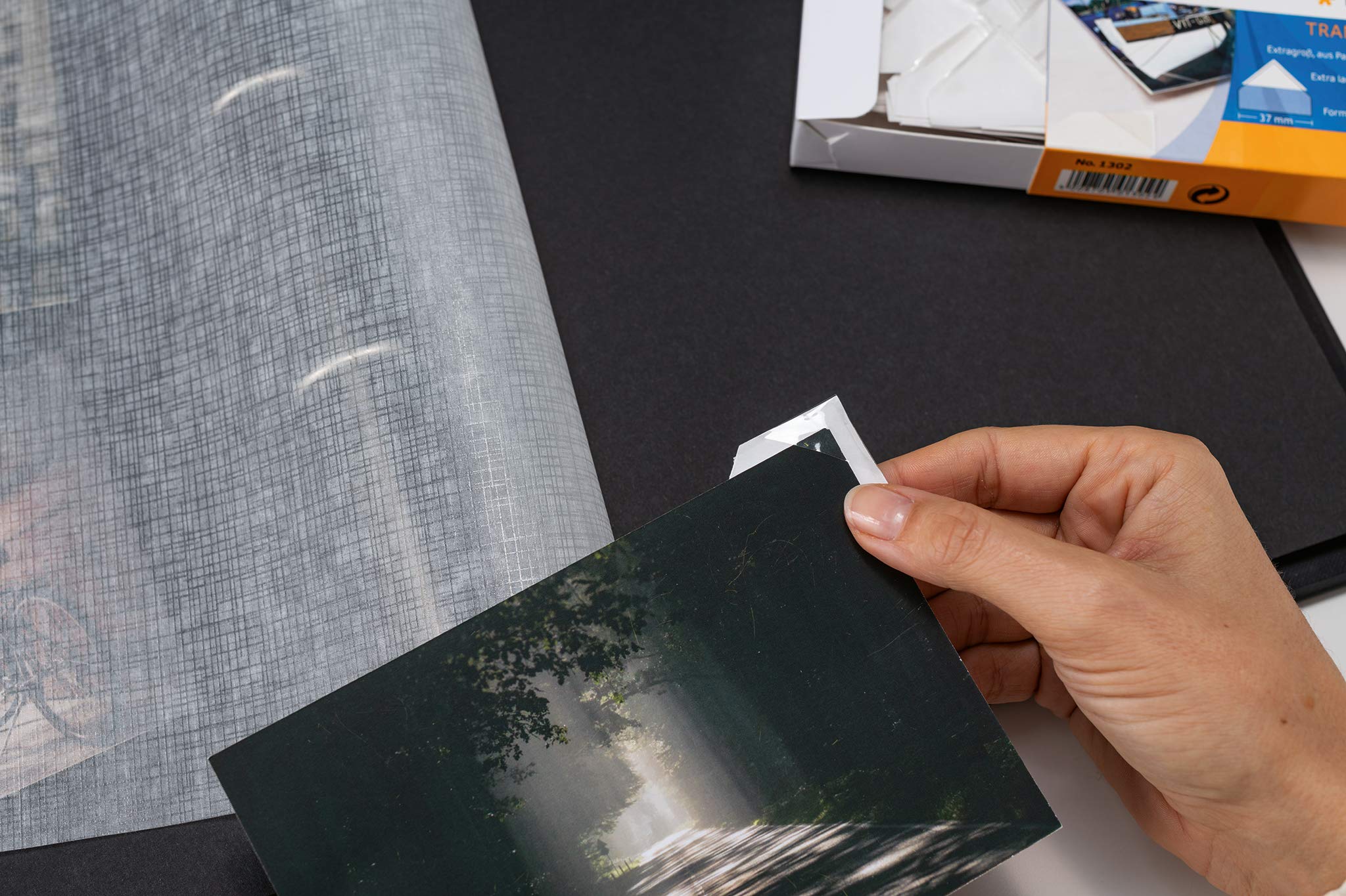 HERMA 1302 narożniki do zdjęć, bardzo duże, 100 sztuk, samoprzylepne, przezroczyste narożniki do albumów fotograficznych, scrapbookingu, na wesele, fotoksiążki, podkładki samoprzylepne do zdjęć w