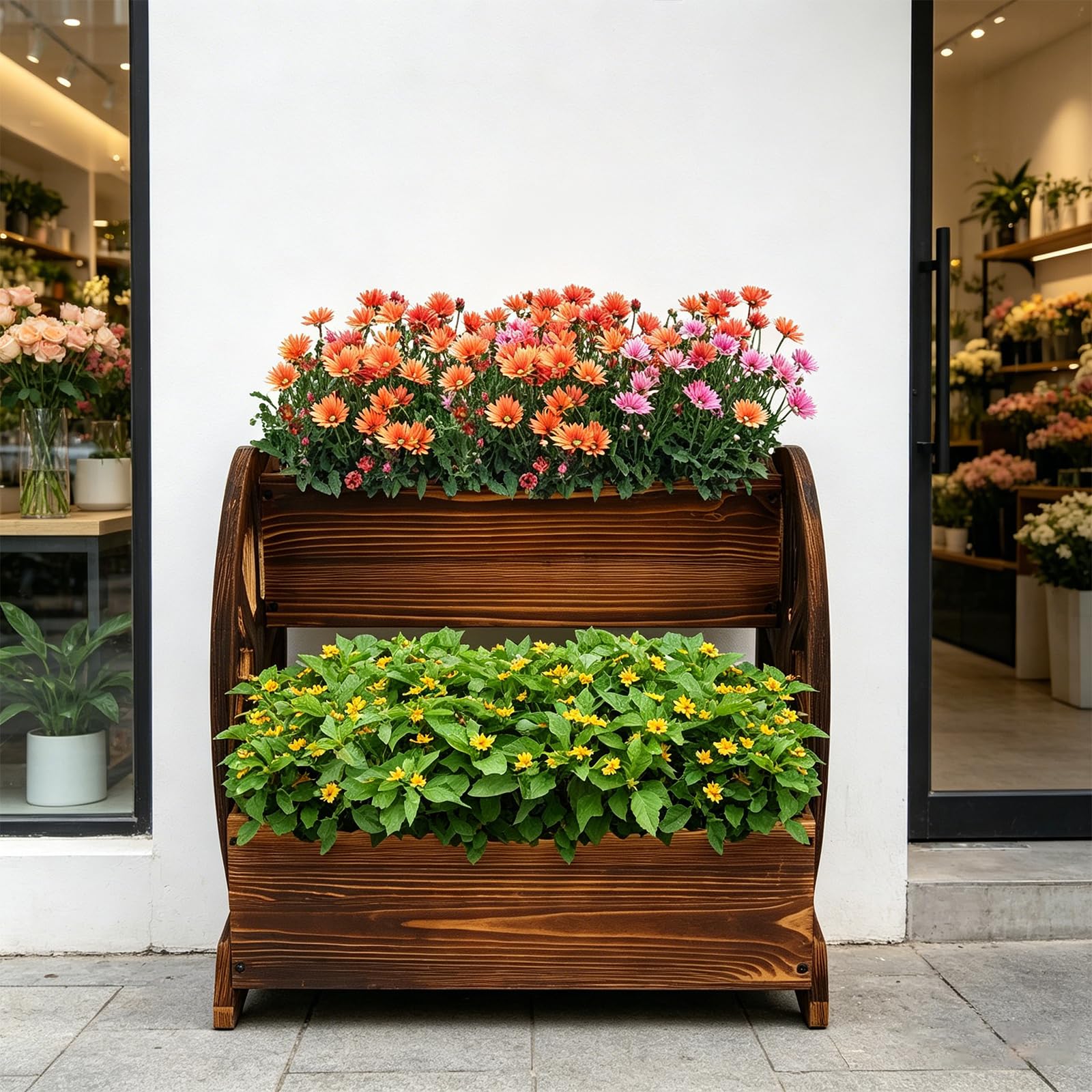 Blumenkasten Holz mit Wagenrad, Pflanzkasten mit Abflussloch
