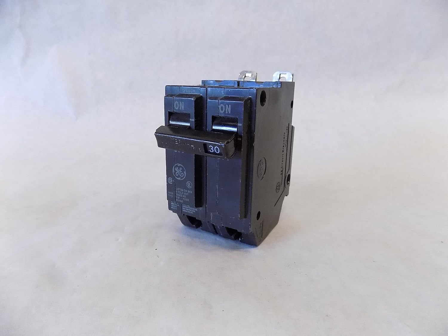 NEW General Electric THQB2130 Circuit Breaker