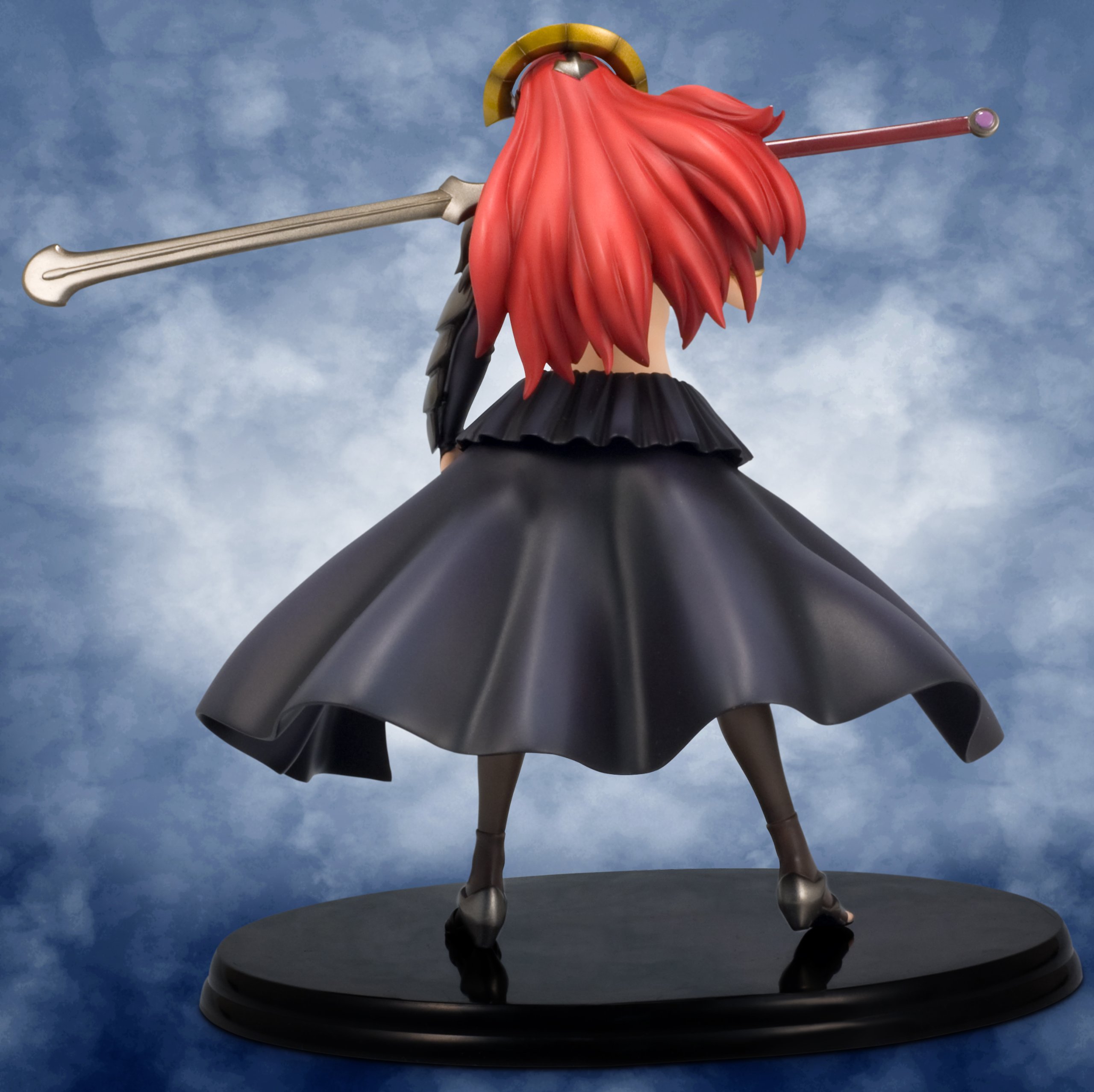 Amazon.co.jp: クイーンズブレイド 雷雲の将クローデット (1/7スケール 