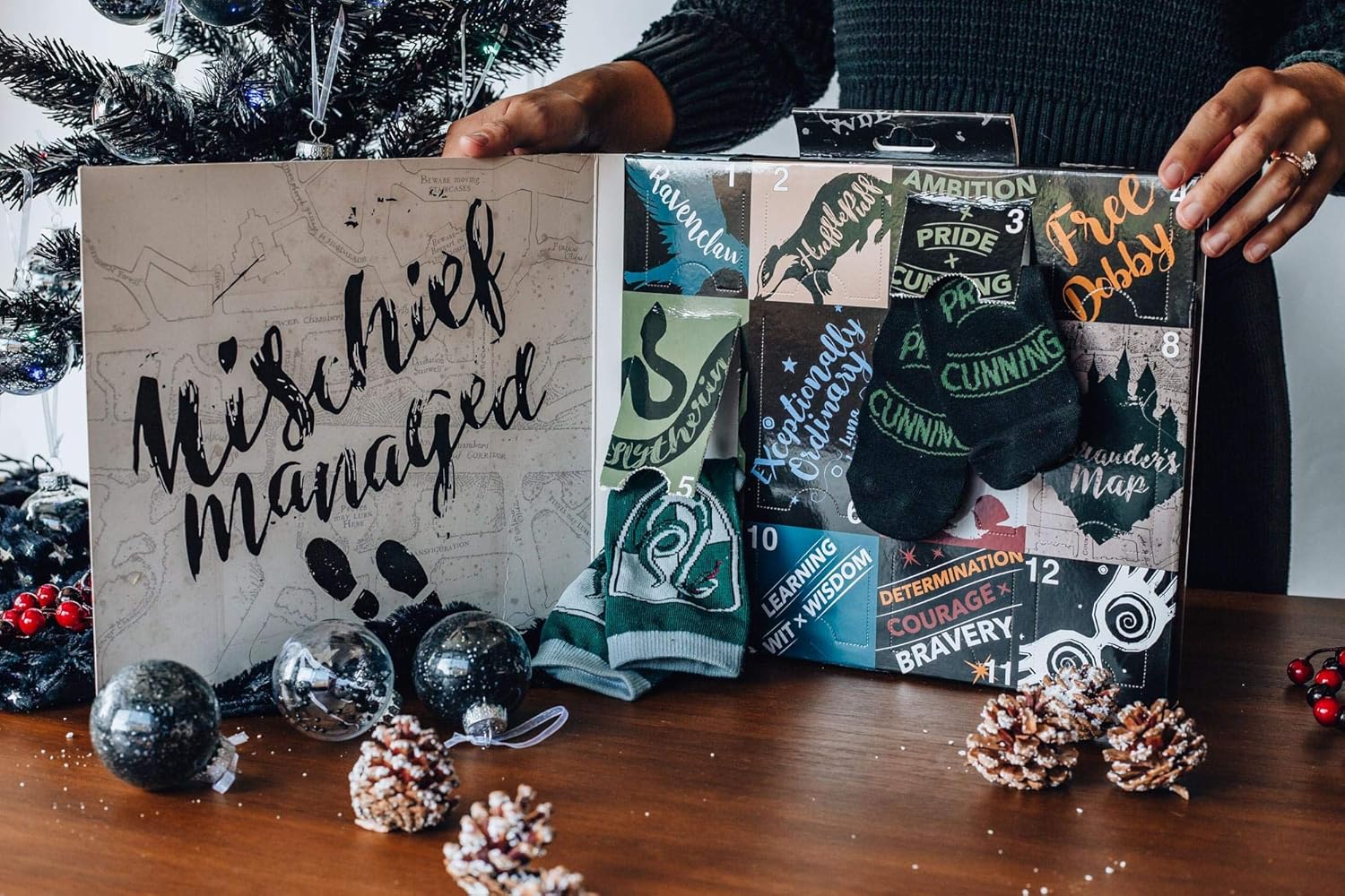 Harry Potter Solemnly Swear Limited Edition Juniors Womens 12 Days of Socks Set Size 4-10 Black - Image 4