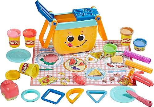 Play-Doh Juego de iniciación de formas de pícnic, juguetes preescolares para niñas y niños de 3 años, comida de juego, 12 herramientas y 6 colores