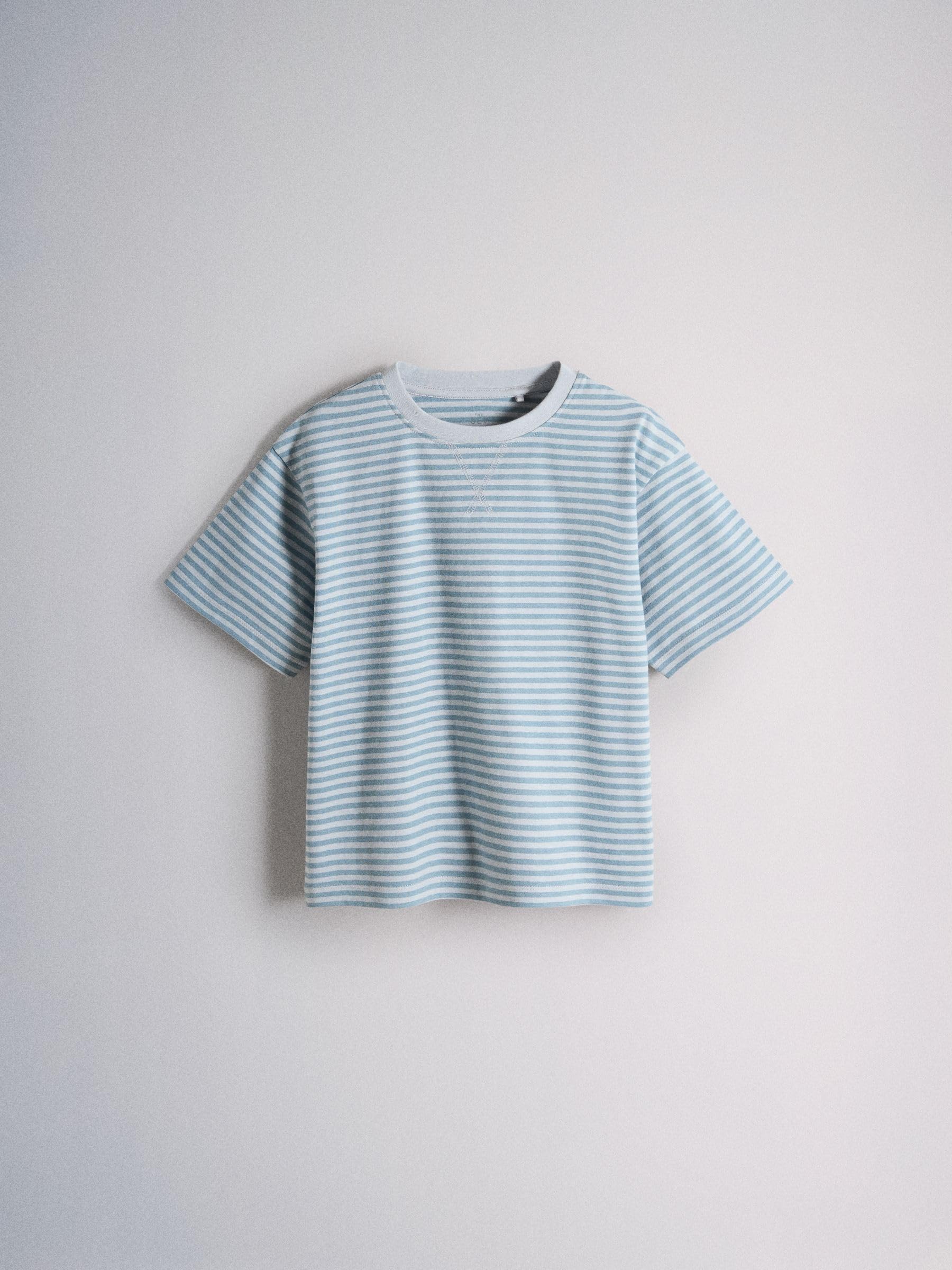 THE SET Jungen Schlafanzug mit Oversized Fit Kurzarm-T-Shirt und Shorts, 5er-Pack