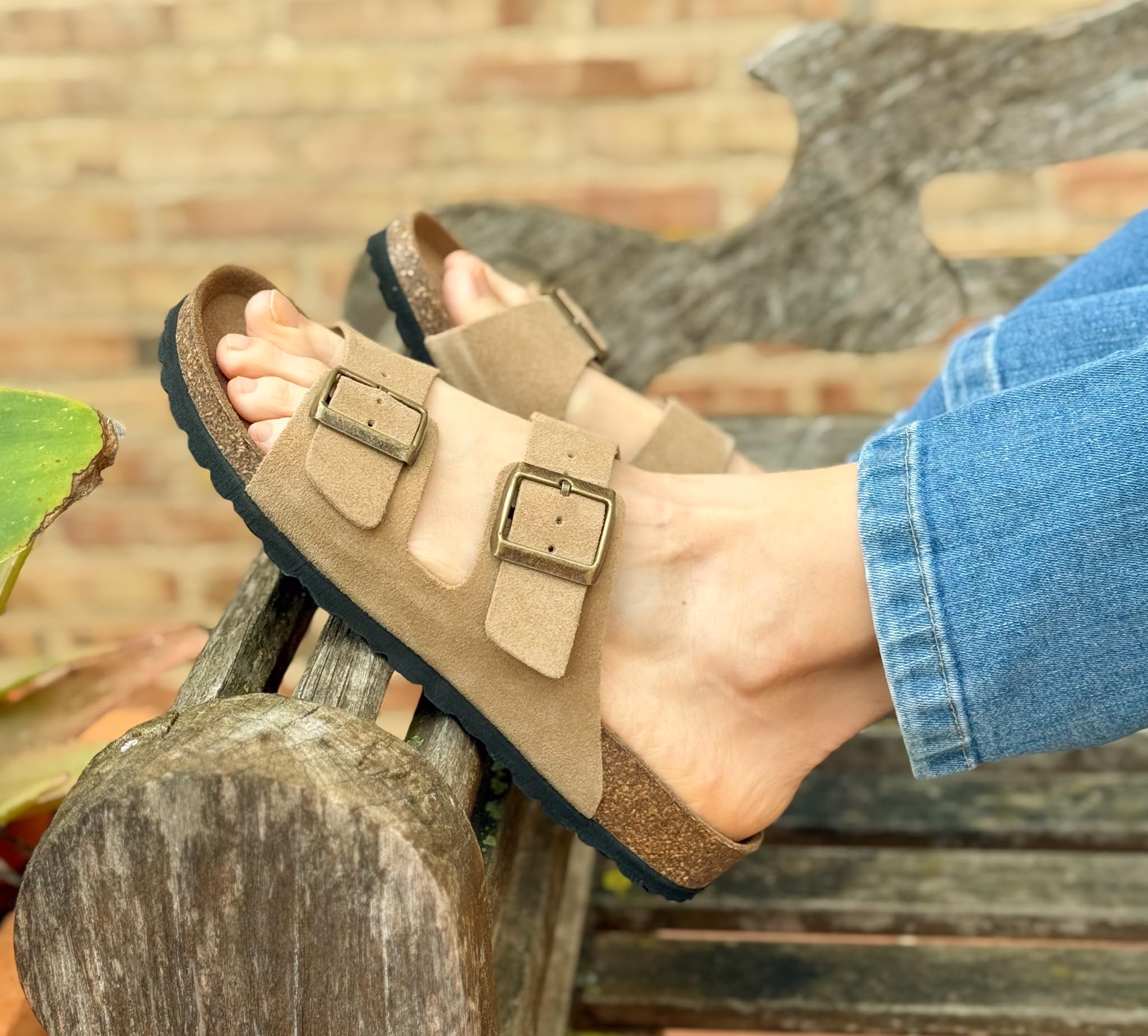 Ledersandalen mit Schnallen, Echtes Leder Pantoletten, Naturkork Sohle, verstellbare Schnallen am Fuß, Herren-Damen Sandalen, Qualitätssandalen, Made in Spain