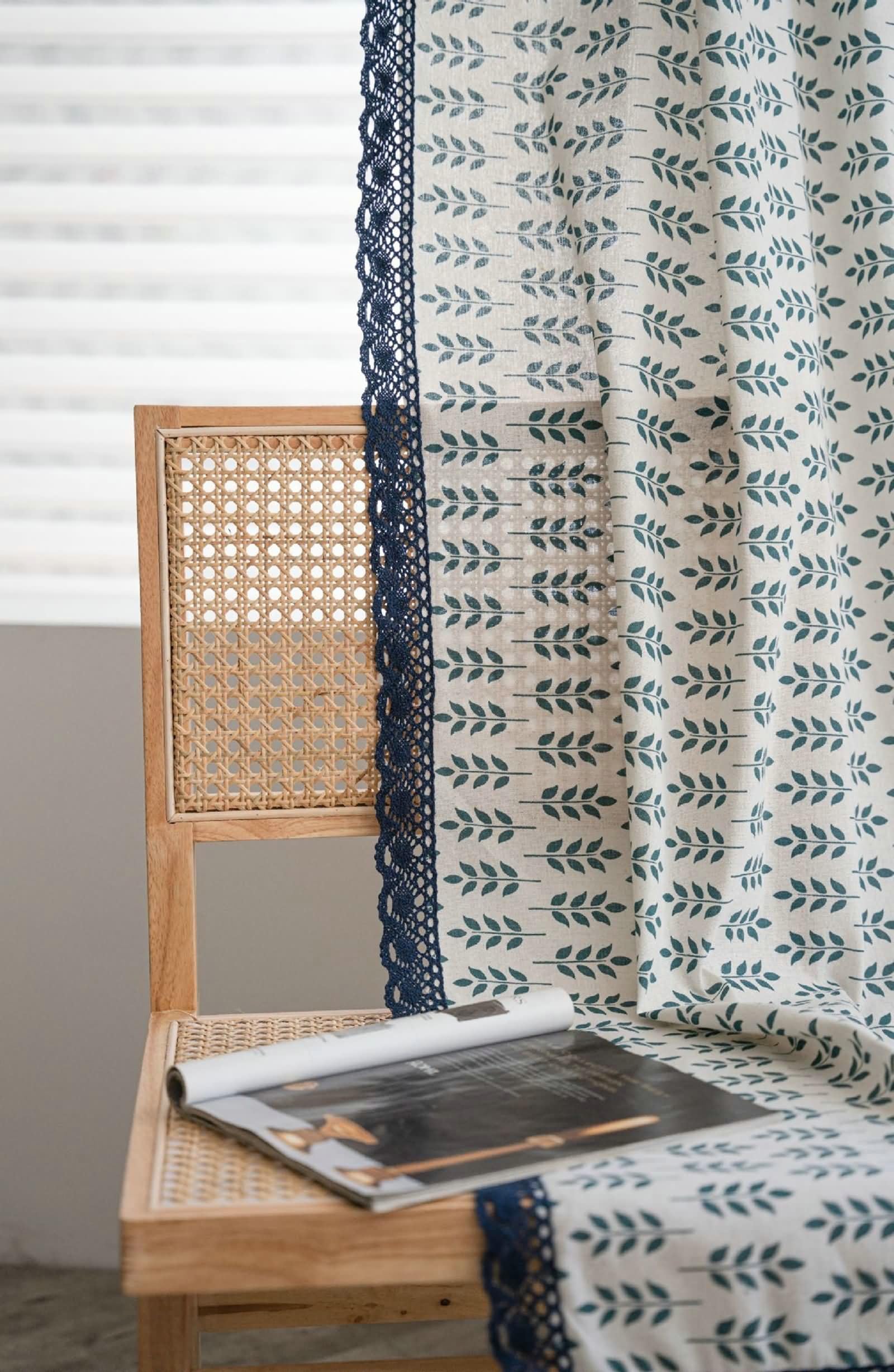 Set di 2 tende in poliestere blu e beige, 200 altezze, opache, per camera da letto, corte, oscuranti, 200 x 150 cm (altezza x larghezza x profondità)