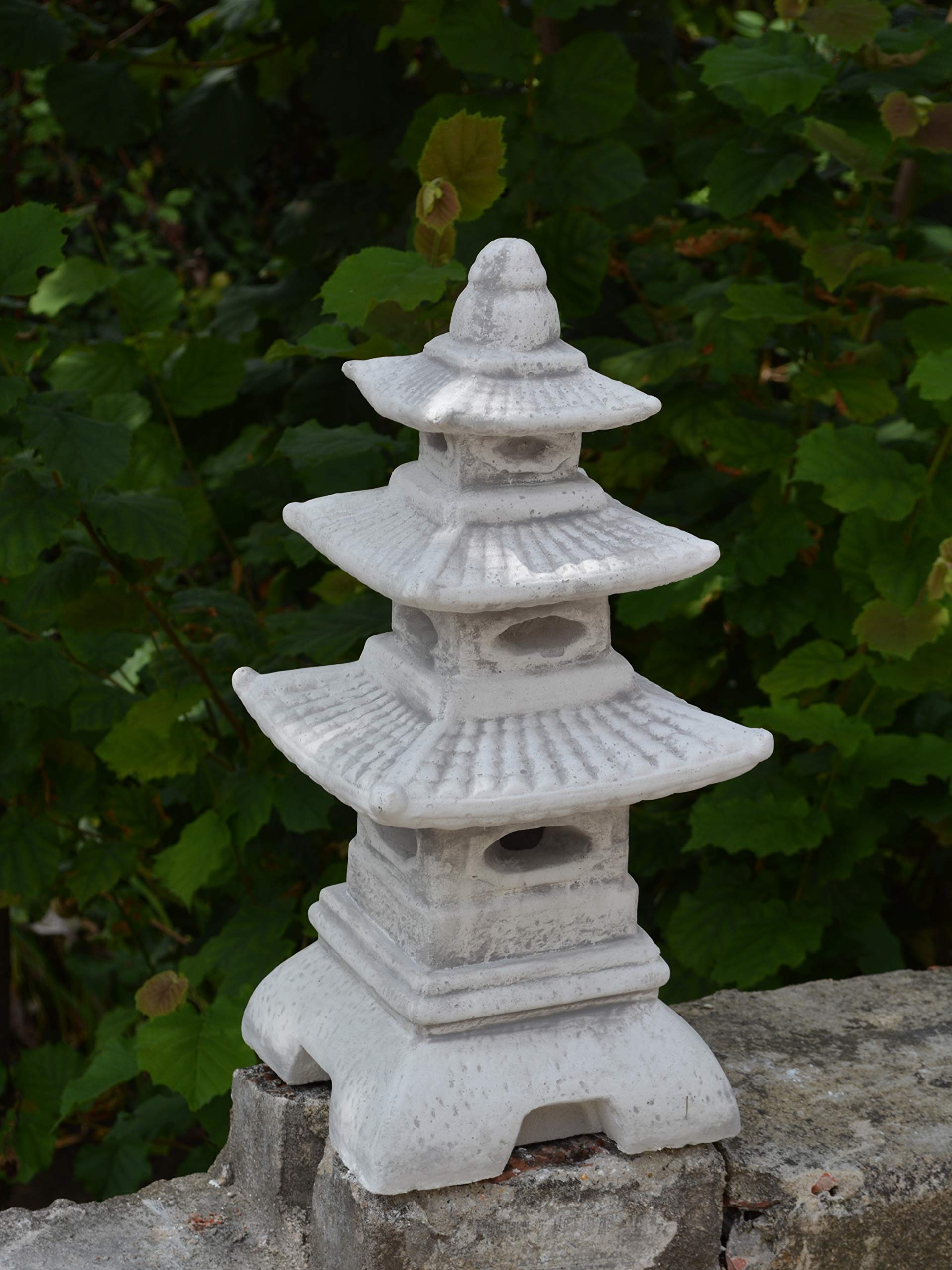 gartendekoparadies.de Figure inconnue Lanterne Japonaise H 47 cm décoration de Jardin en béton
