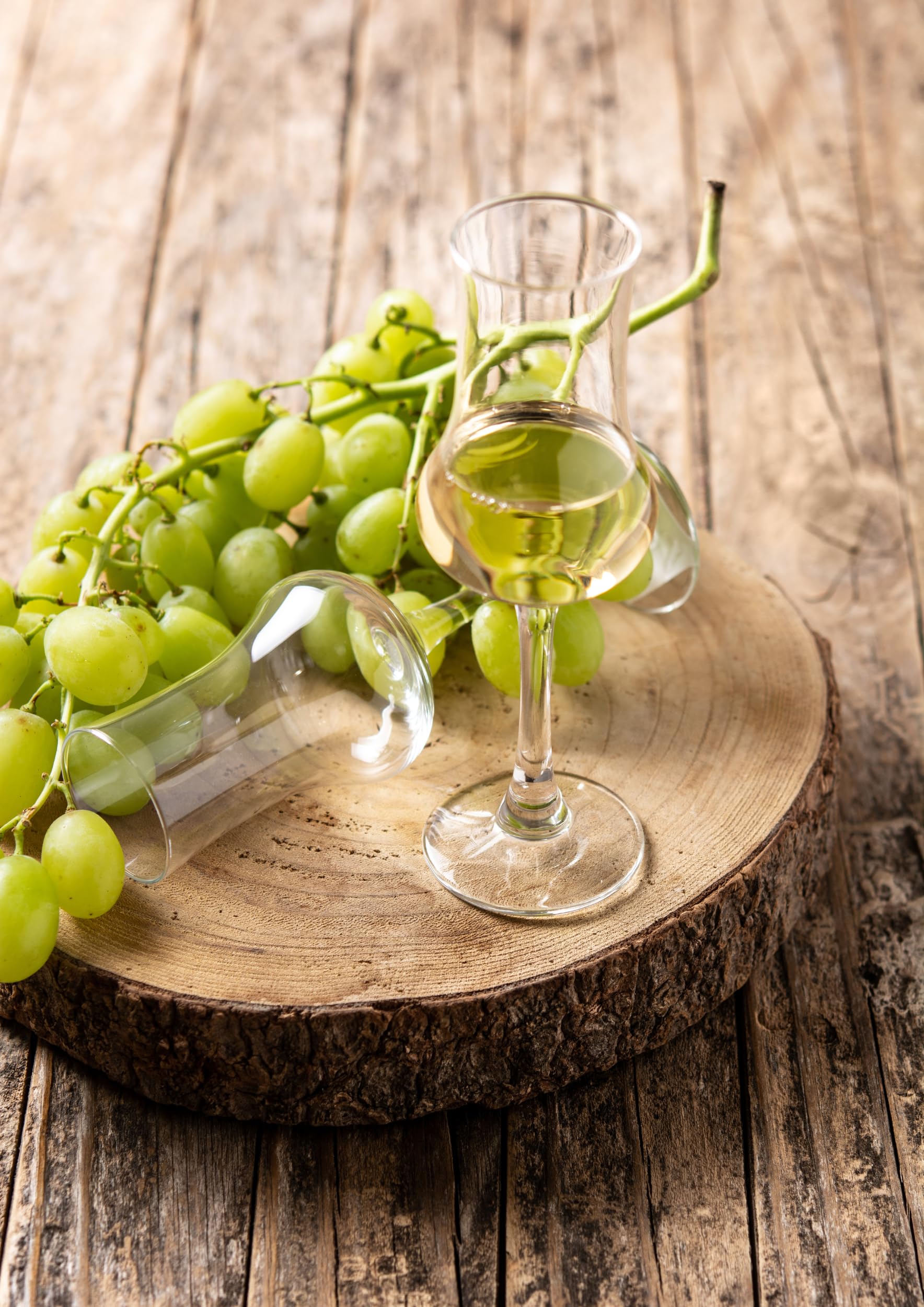Candolini Grappa Bianca – Weicher, aromatischer Grappa aus Italien mit 40% vol. (1 x 0,7l)