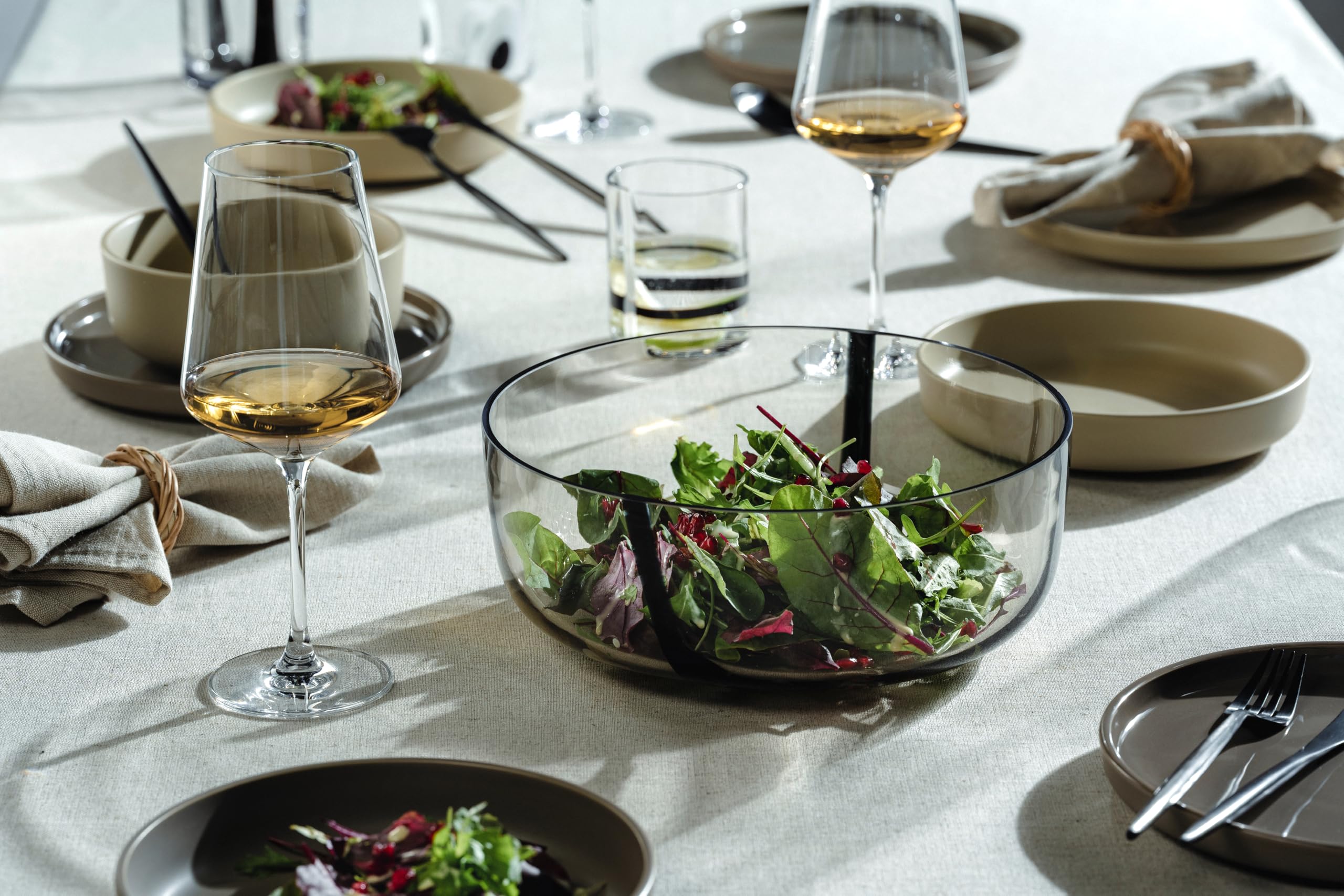 LEONARDO HOME ALVEO Schale • 1 Stück • Für Salat, Snacks und Desserts • Dekorative Servierschale • Für jede Situation • Edles Wohnaccessoire • Stilvolles Designobjekt • Höhe 10 cm • taupe • 055230