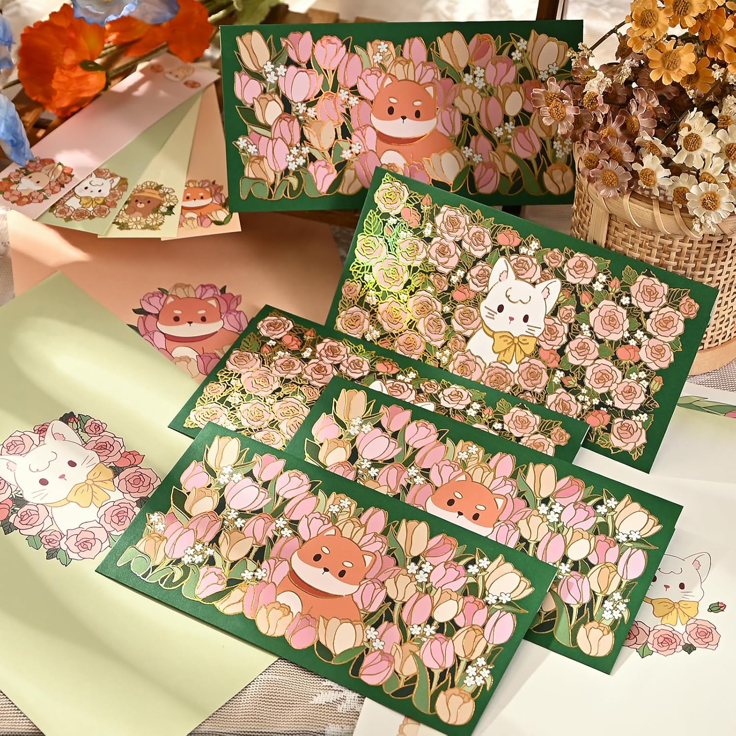 BAYTORY 44Pcs Stationery Paper and Envelopes Set, 3.5" x 7" Cute Animal Patterns Envelopes, Love Letter Papers Letter Writing Kit, Letter Writing Stationery for Invitation (Dog & Cat)