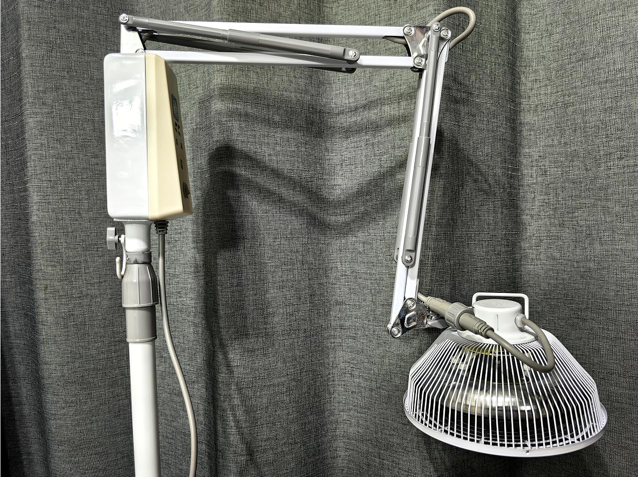 YUNCHI 275 Watt TDP e lampada a infrarossi per terapia con supporto, timer e telecomando, lampada per terapia a luce rossa per alleviare la schiena, il collo e le spalle